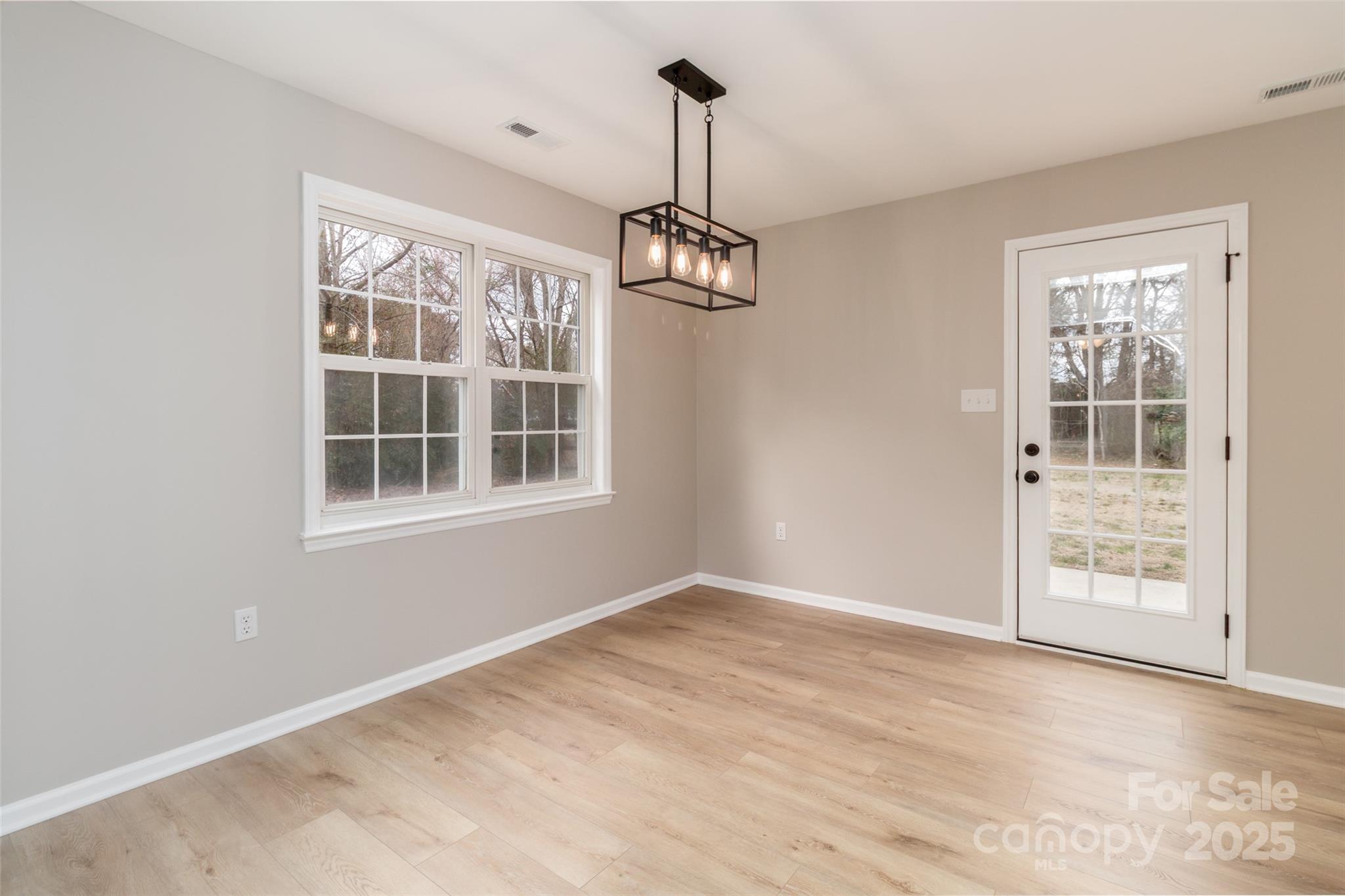 417 Columbus Lane