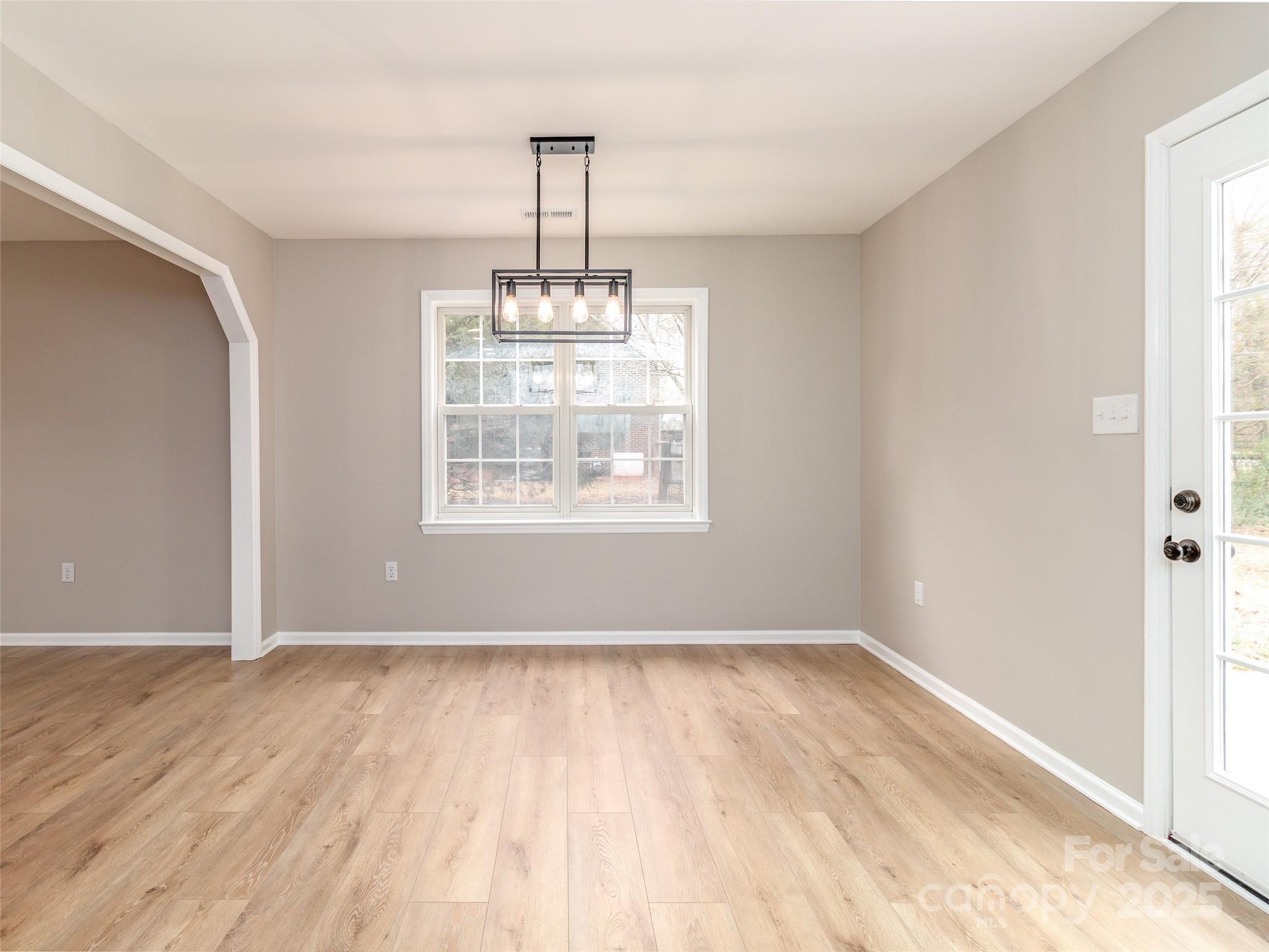 417 Columbus Lane