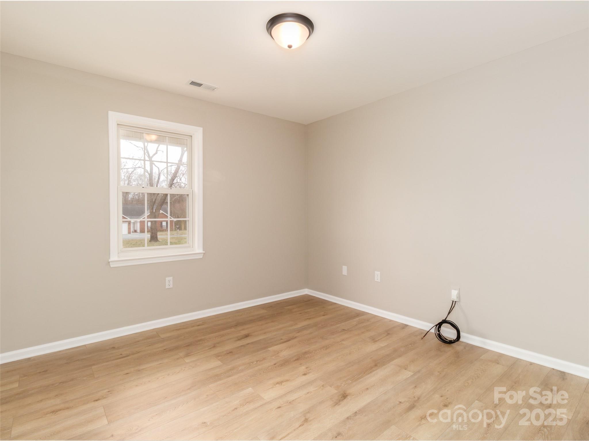 417 Columbus Lane
