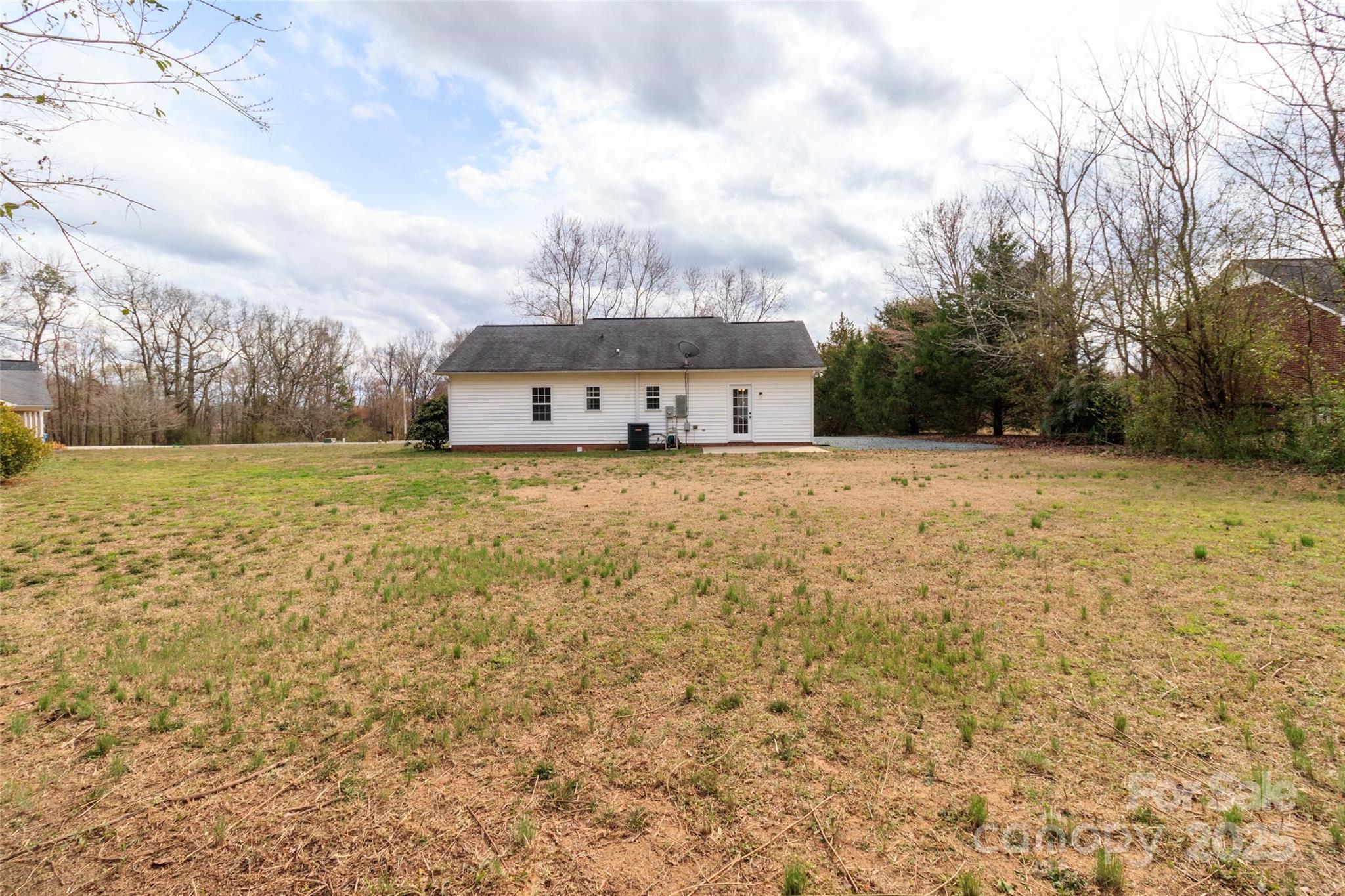 417 Columbus Lane