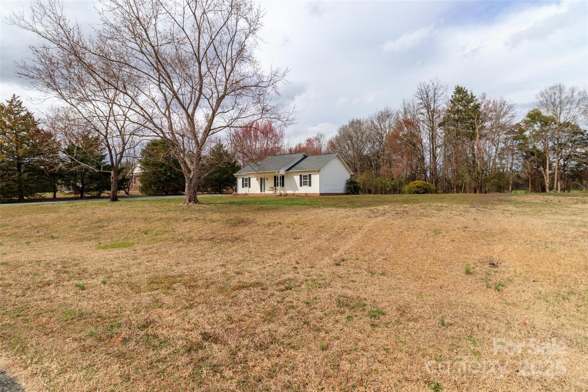417 Columbus Lane