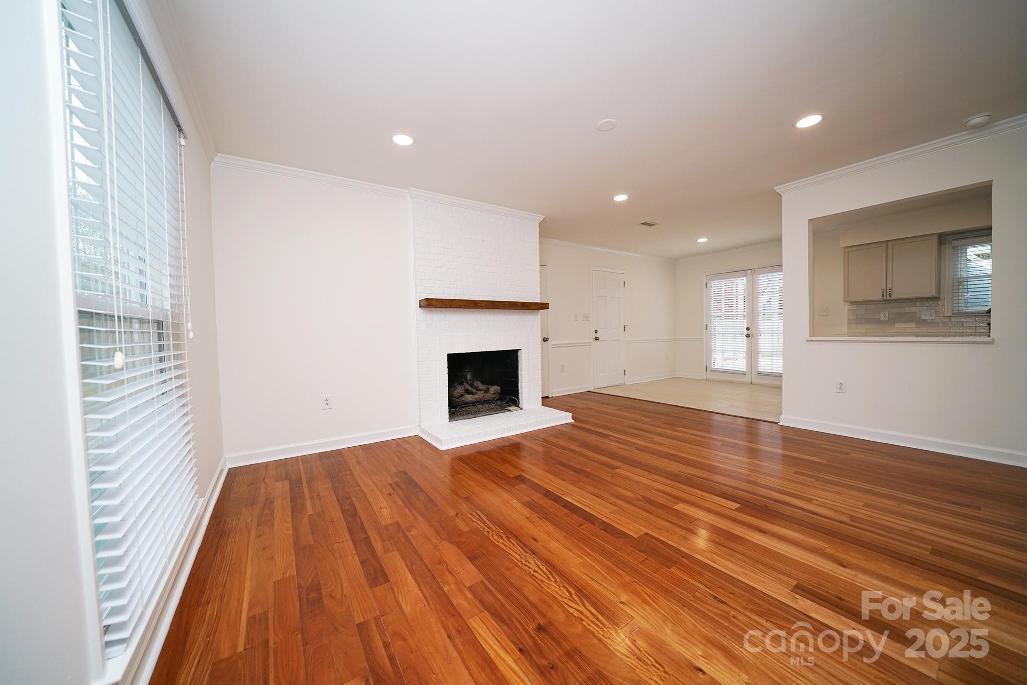 5925 Carmel Station Avenue