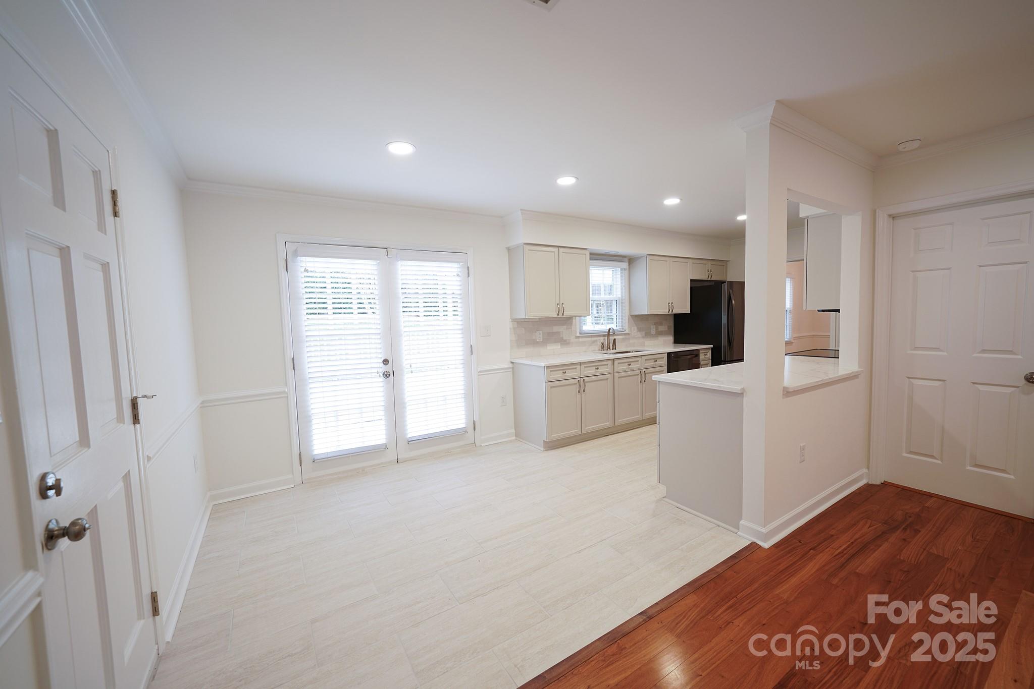 5925 Carmel Station Avenue