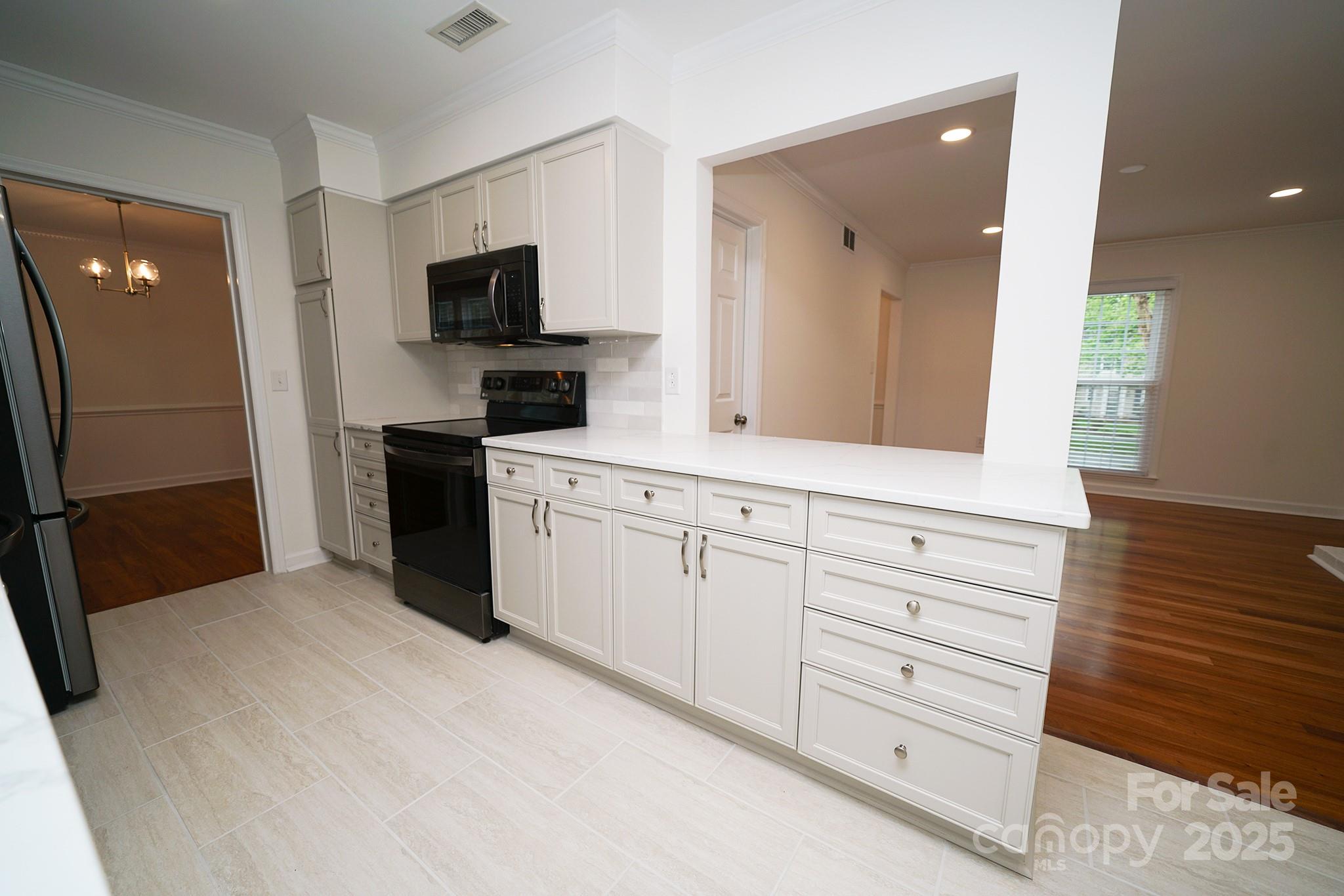 5925 Carmel Station Avenue