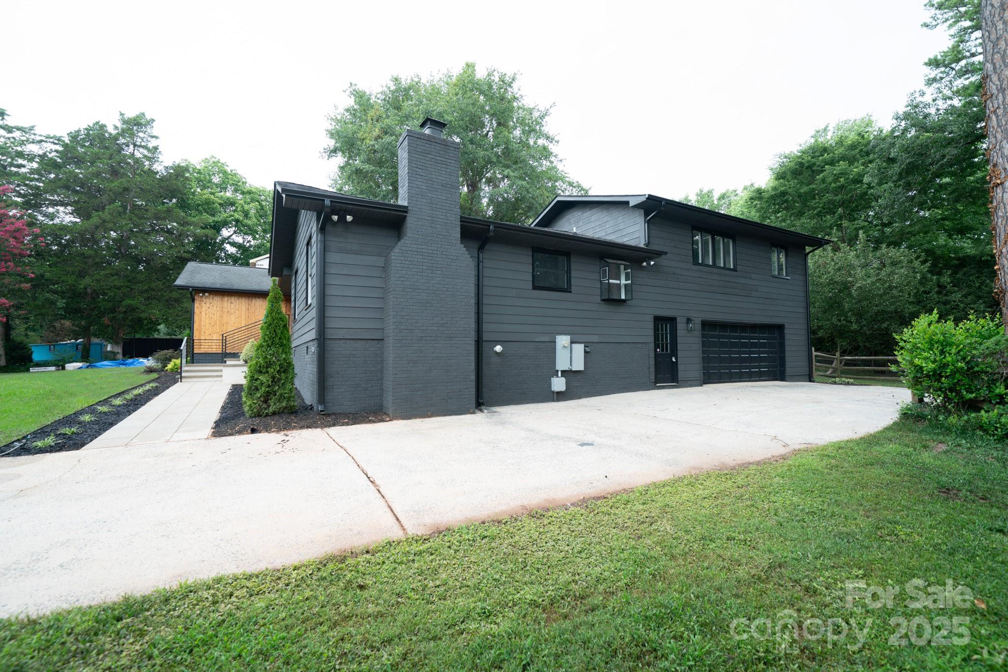 4901 Pine Ridge Road