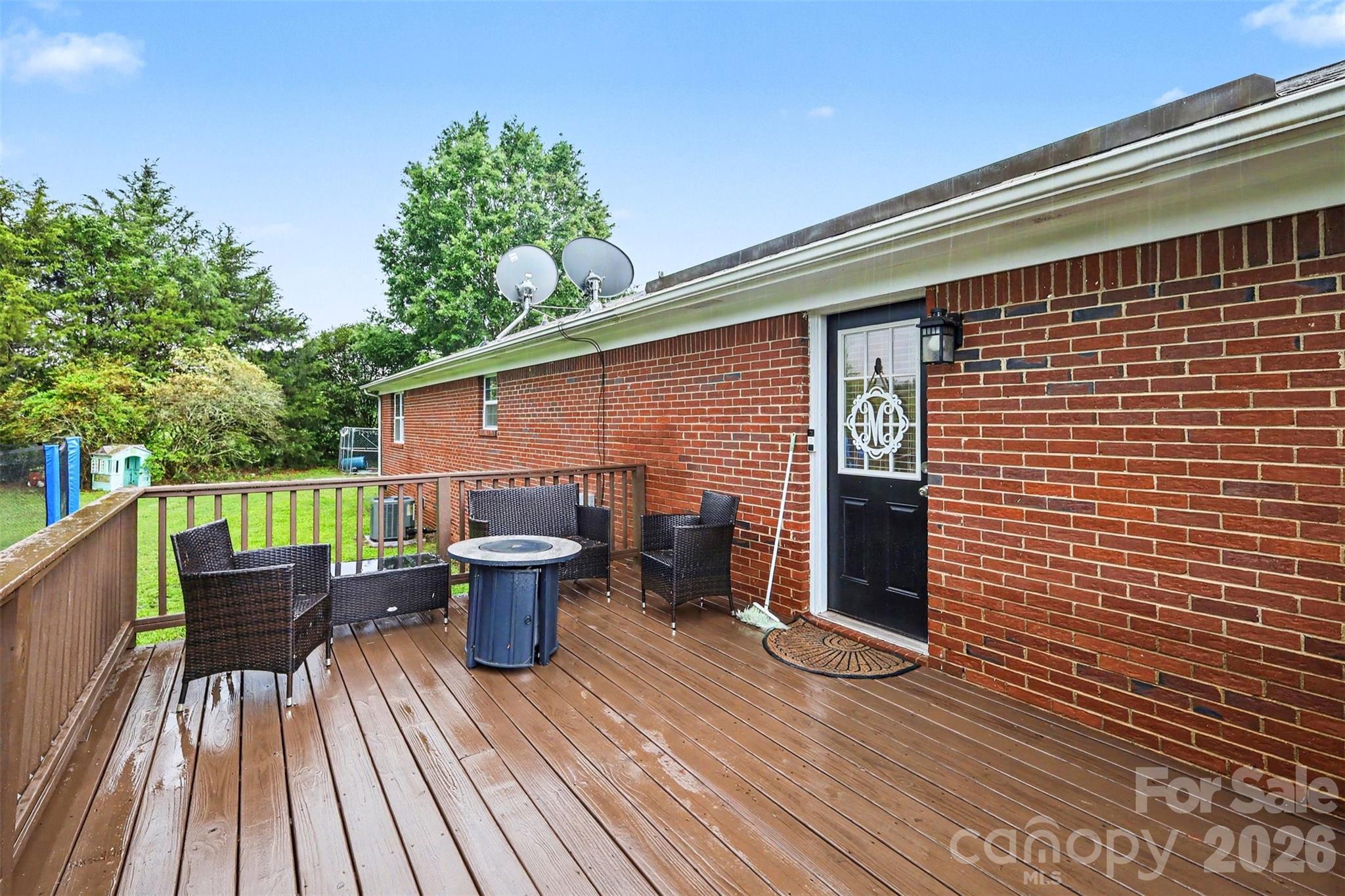 2219 Rock Rest Road