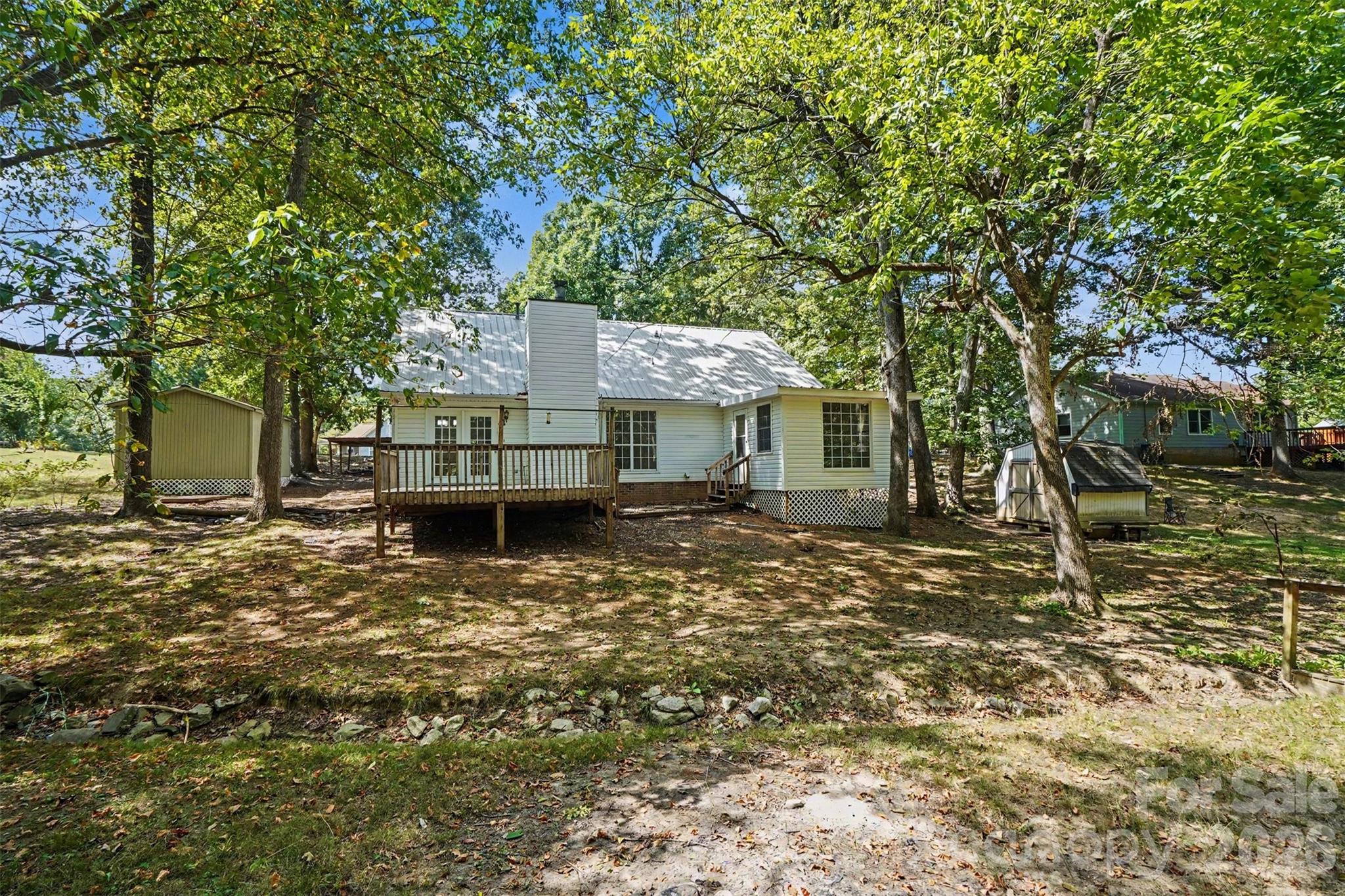 2711 Bob White Circle