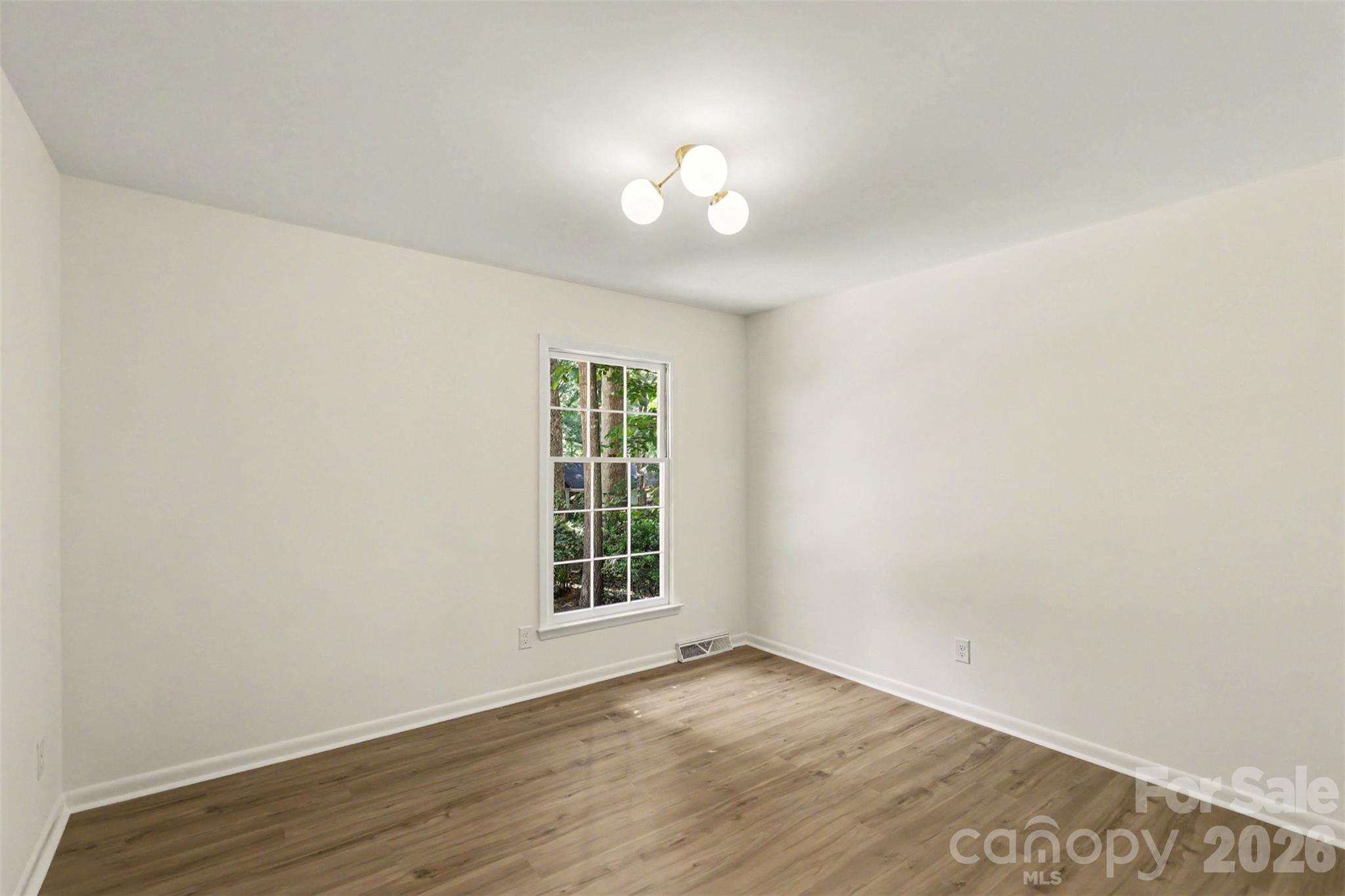 319 Kingsley Drive