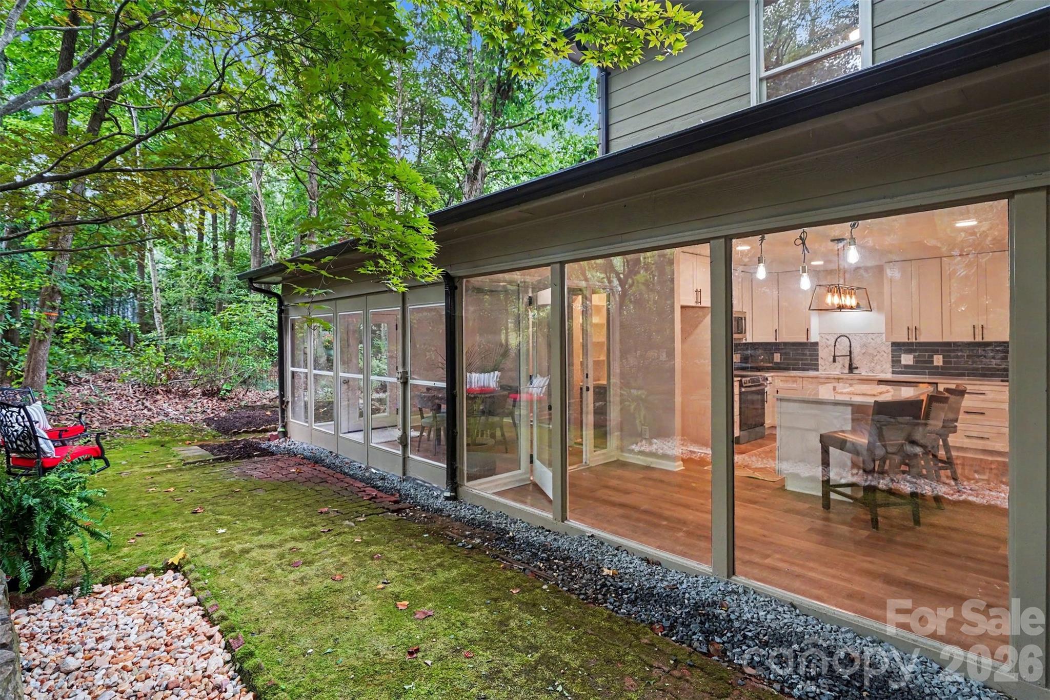 128 Ashbrook Drive