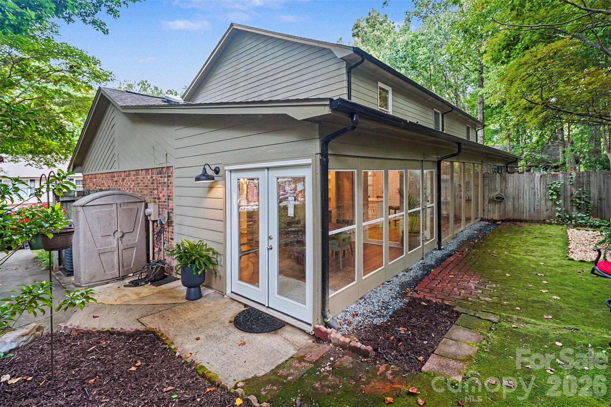 128 Ashbrook Drive