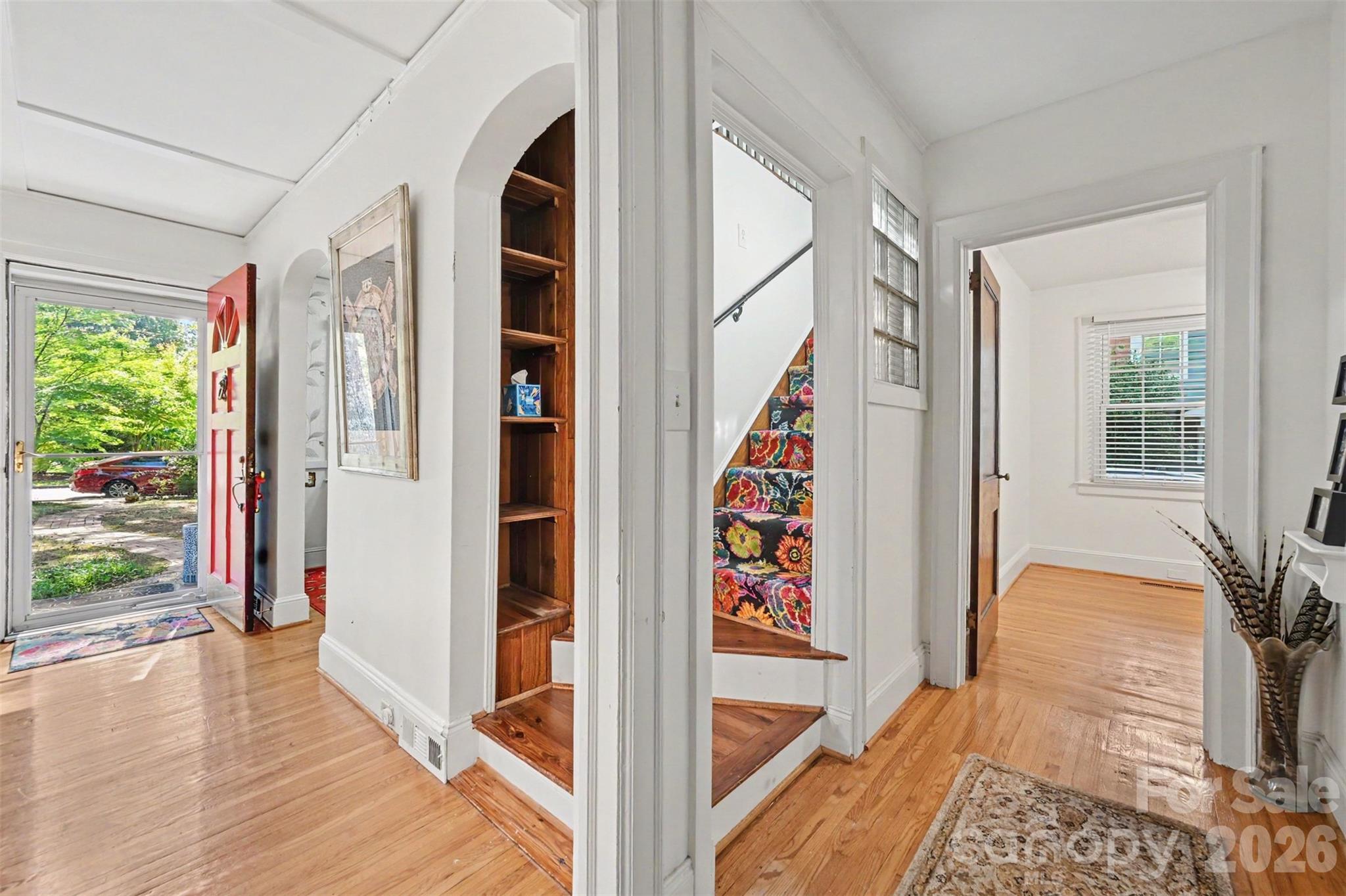 1301 Pinecrest Avenue