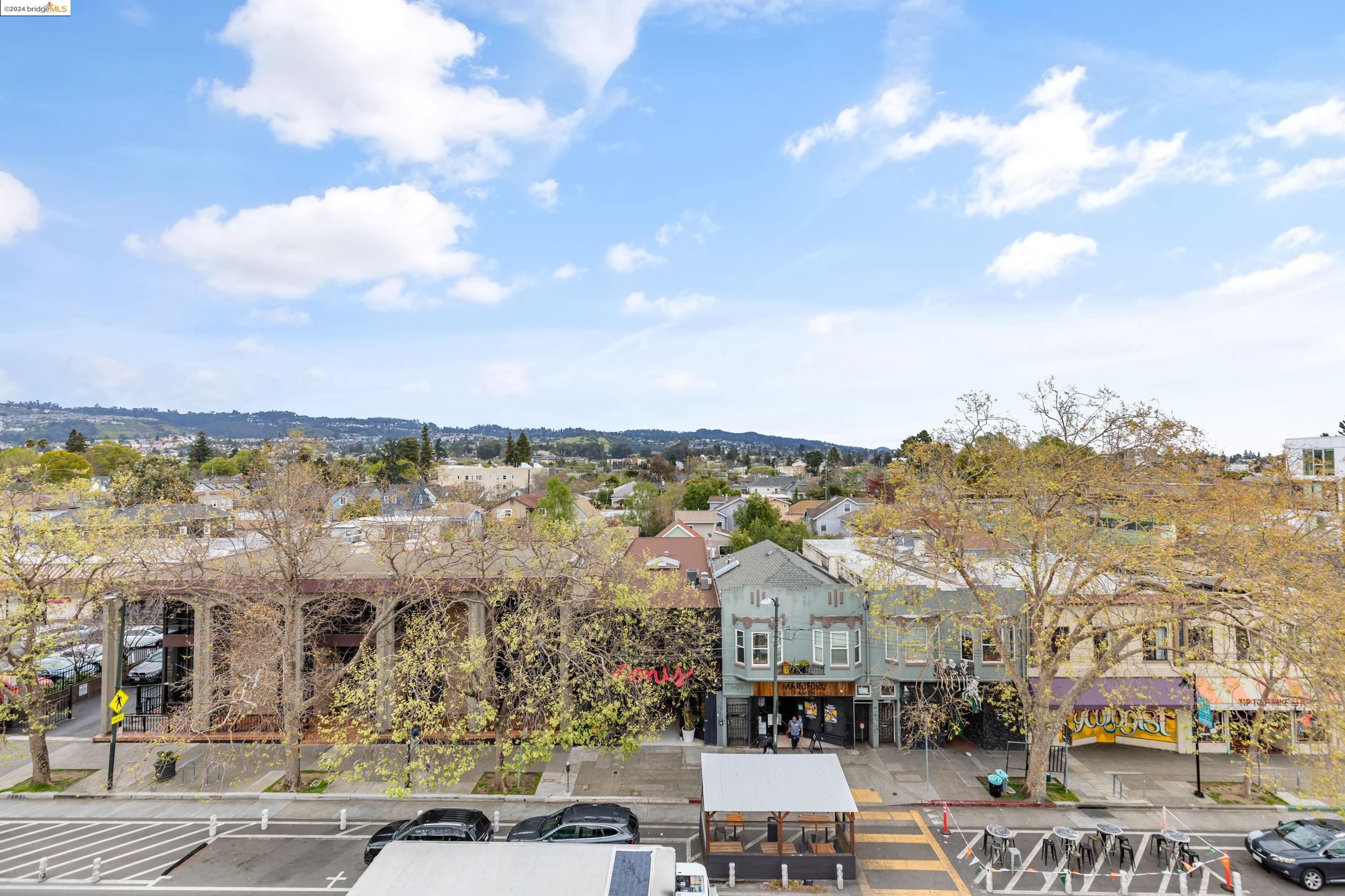 4811 Telegraph Ave # 212