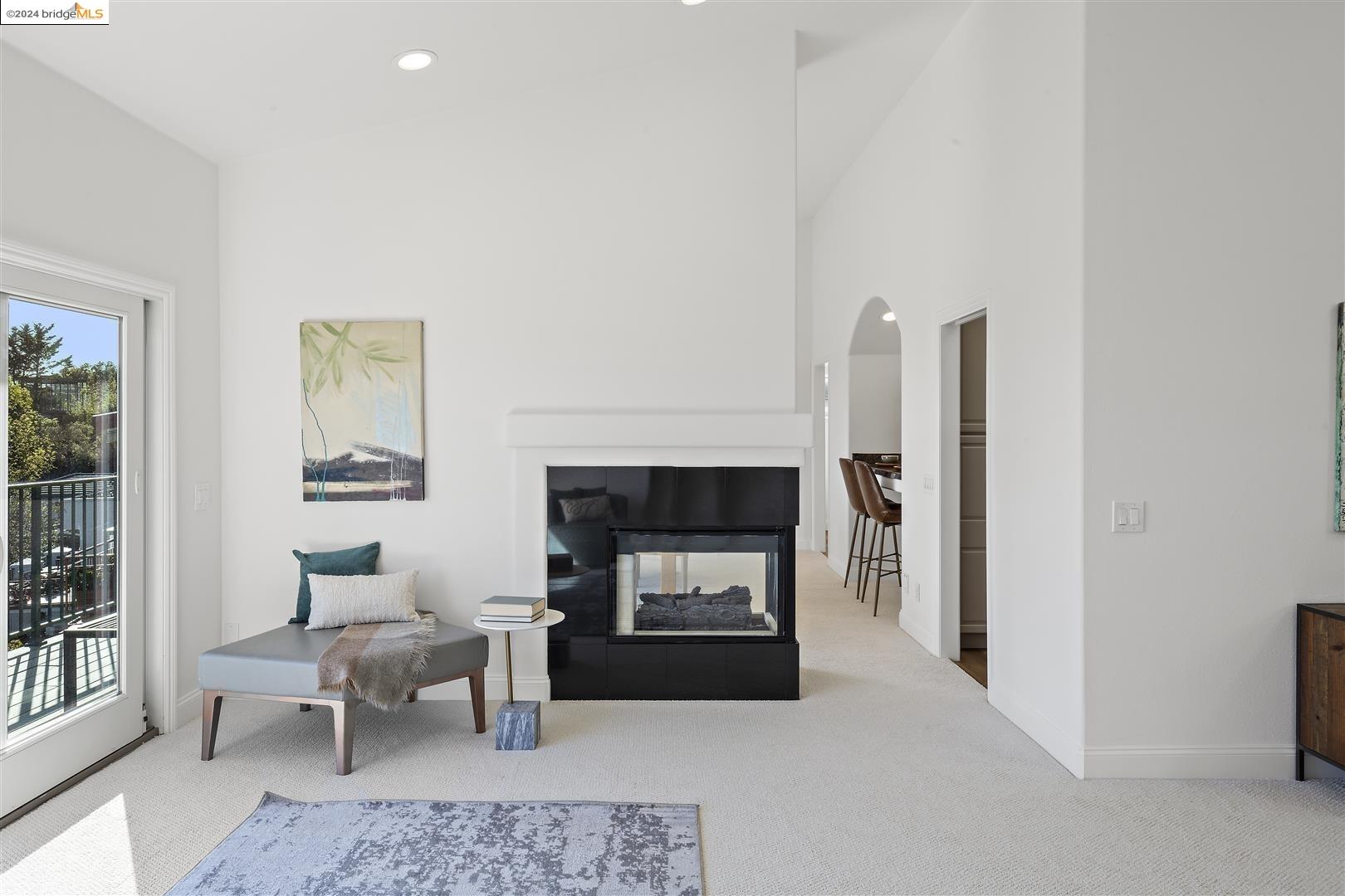 1834 Grand View