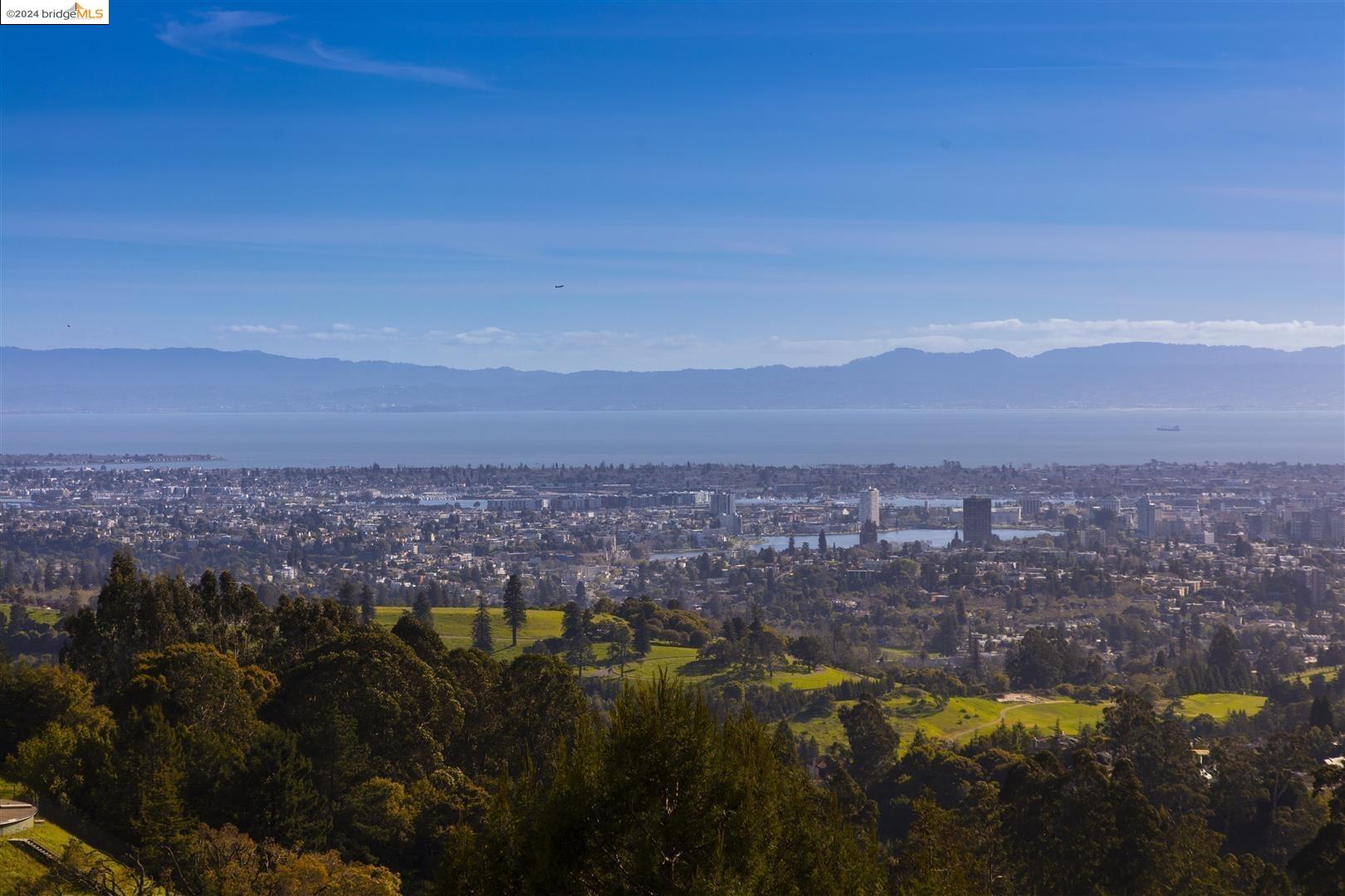 1834 Grand View
