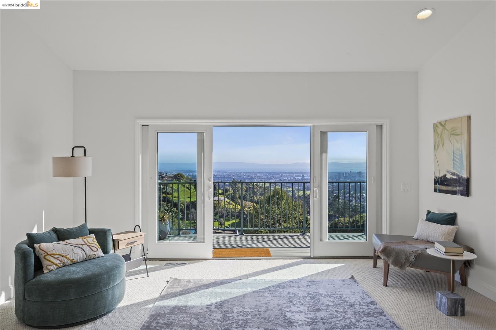 1834 Grand View