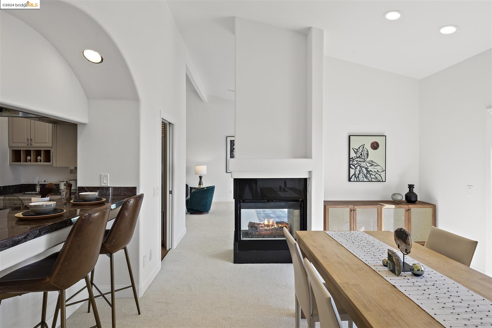 1834 Grand View