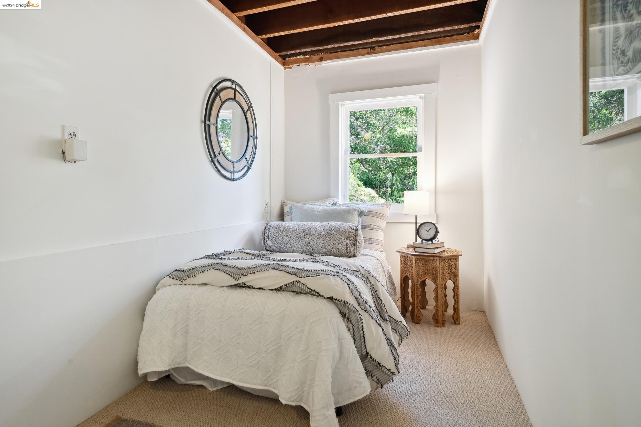 23 Hillside Ct