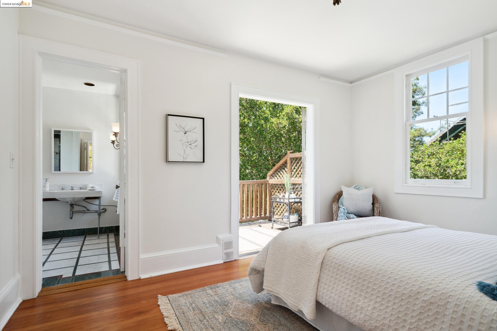 23 Hillside Ct