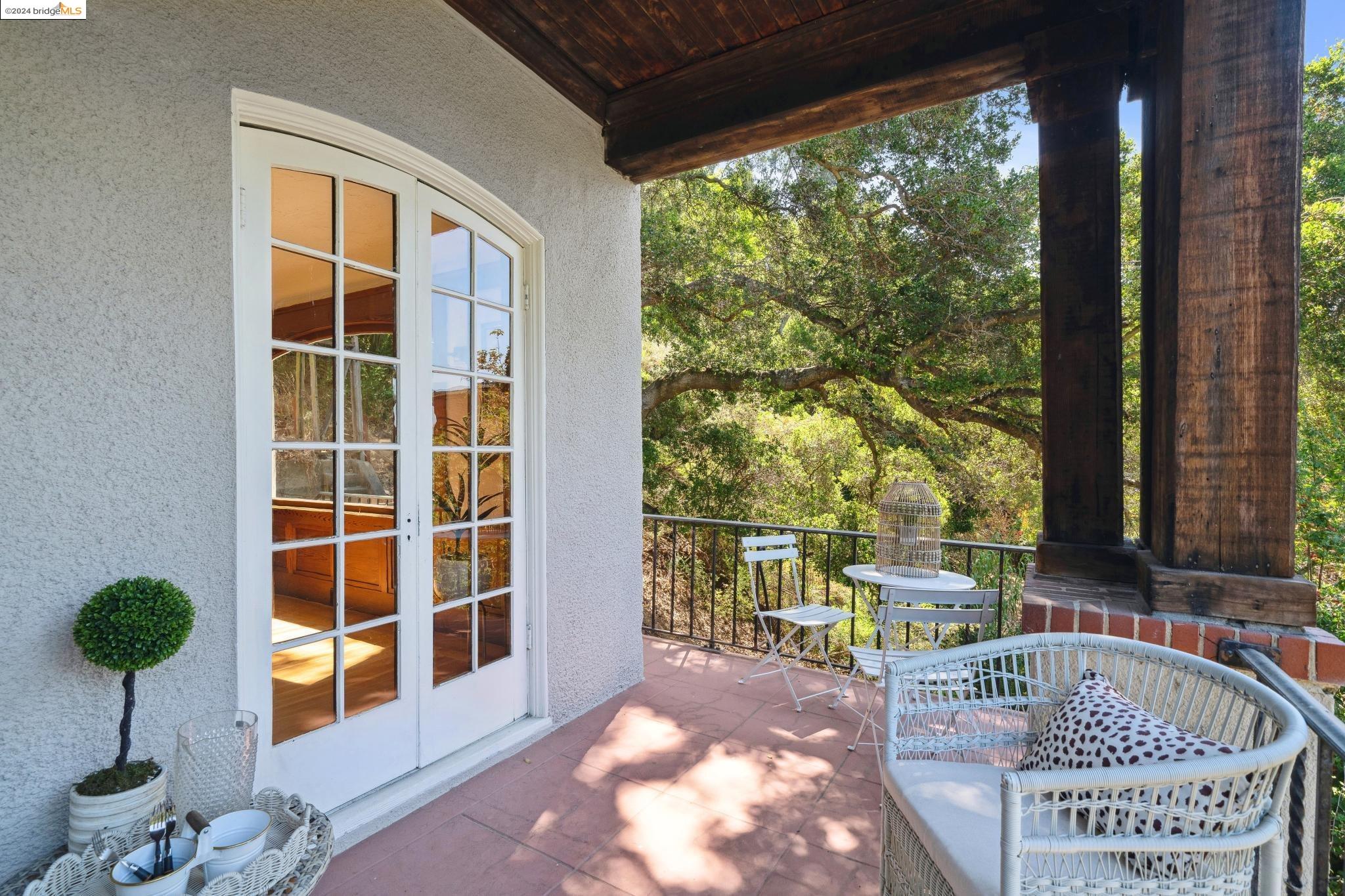 23 Hillside Ct