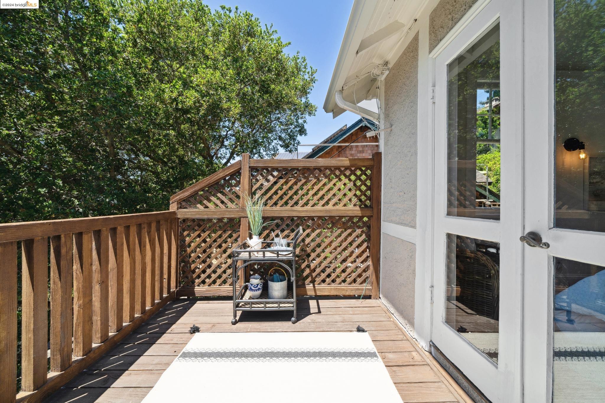 23 Hillside Ct