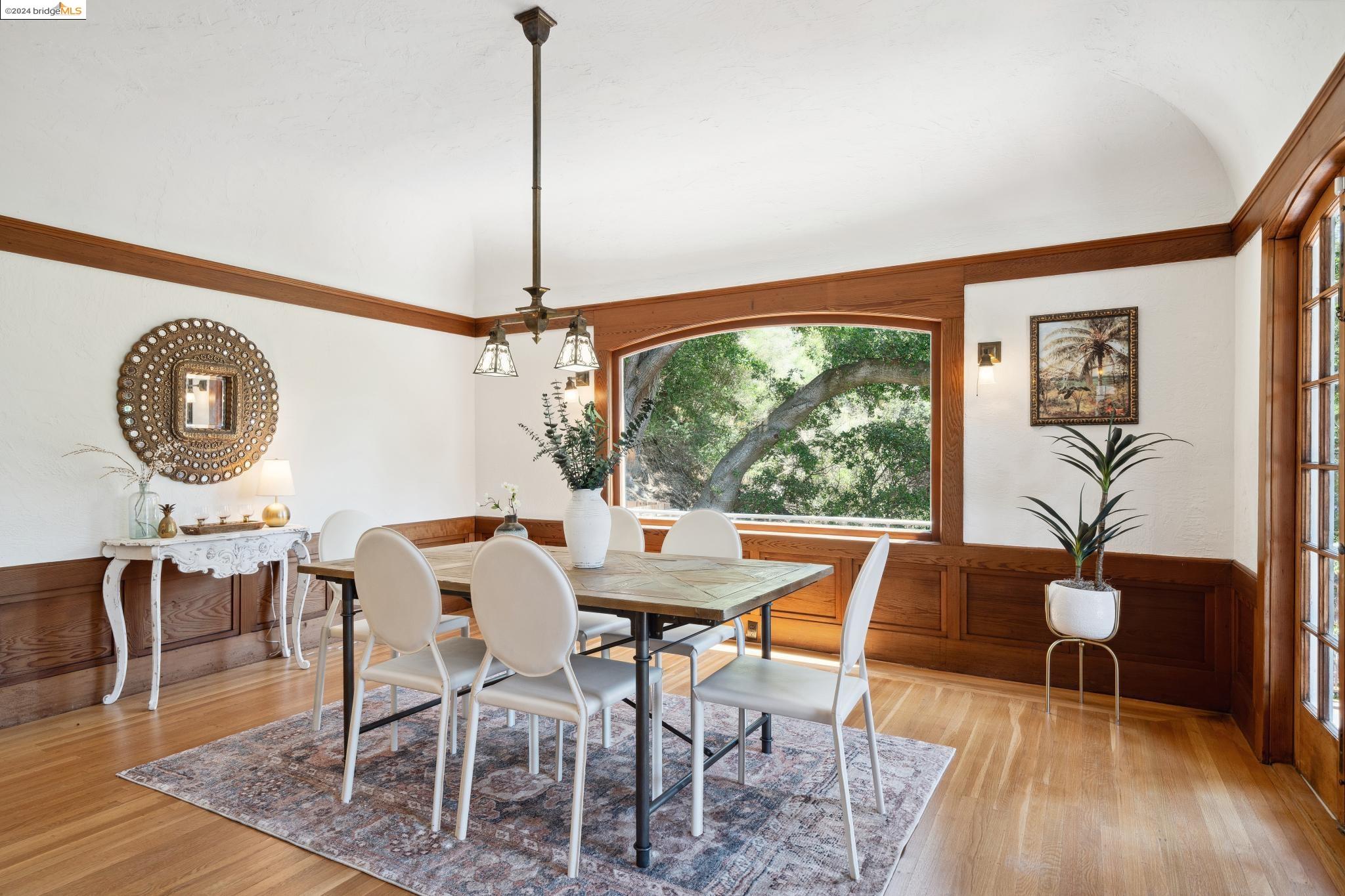 23 Hillside Ct