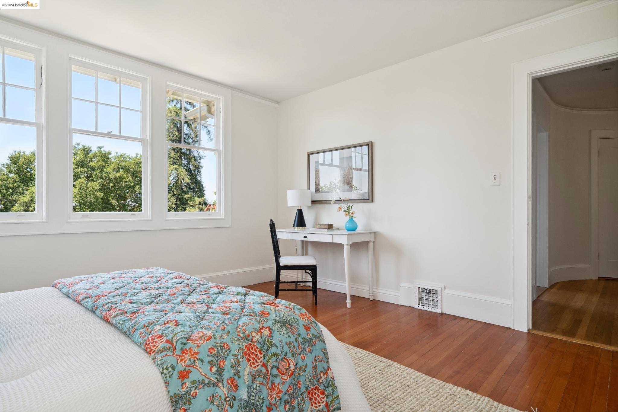 23 Hillside Ct