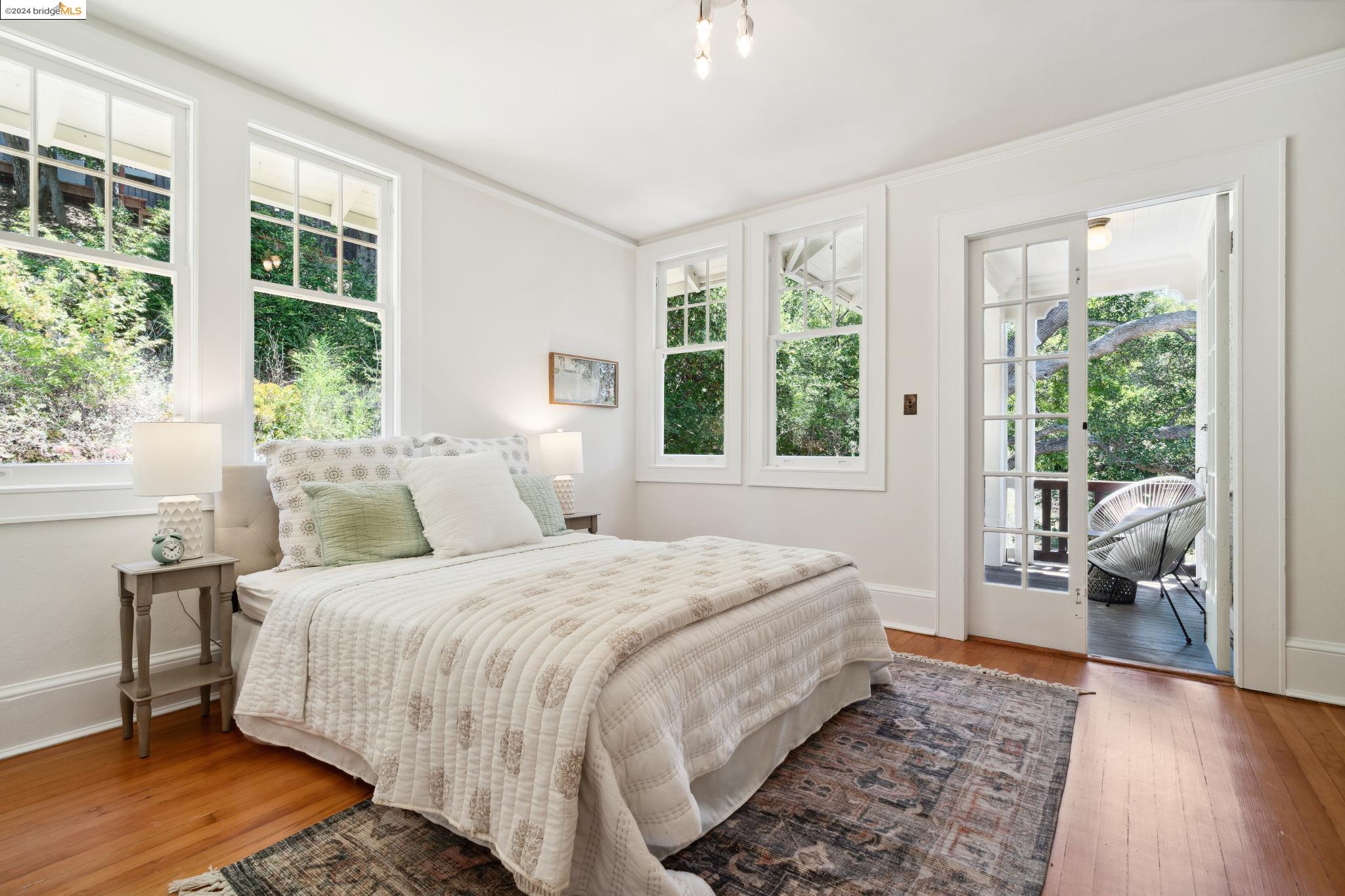 23 Hillside Ct