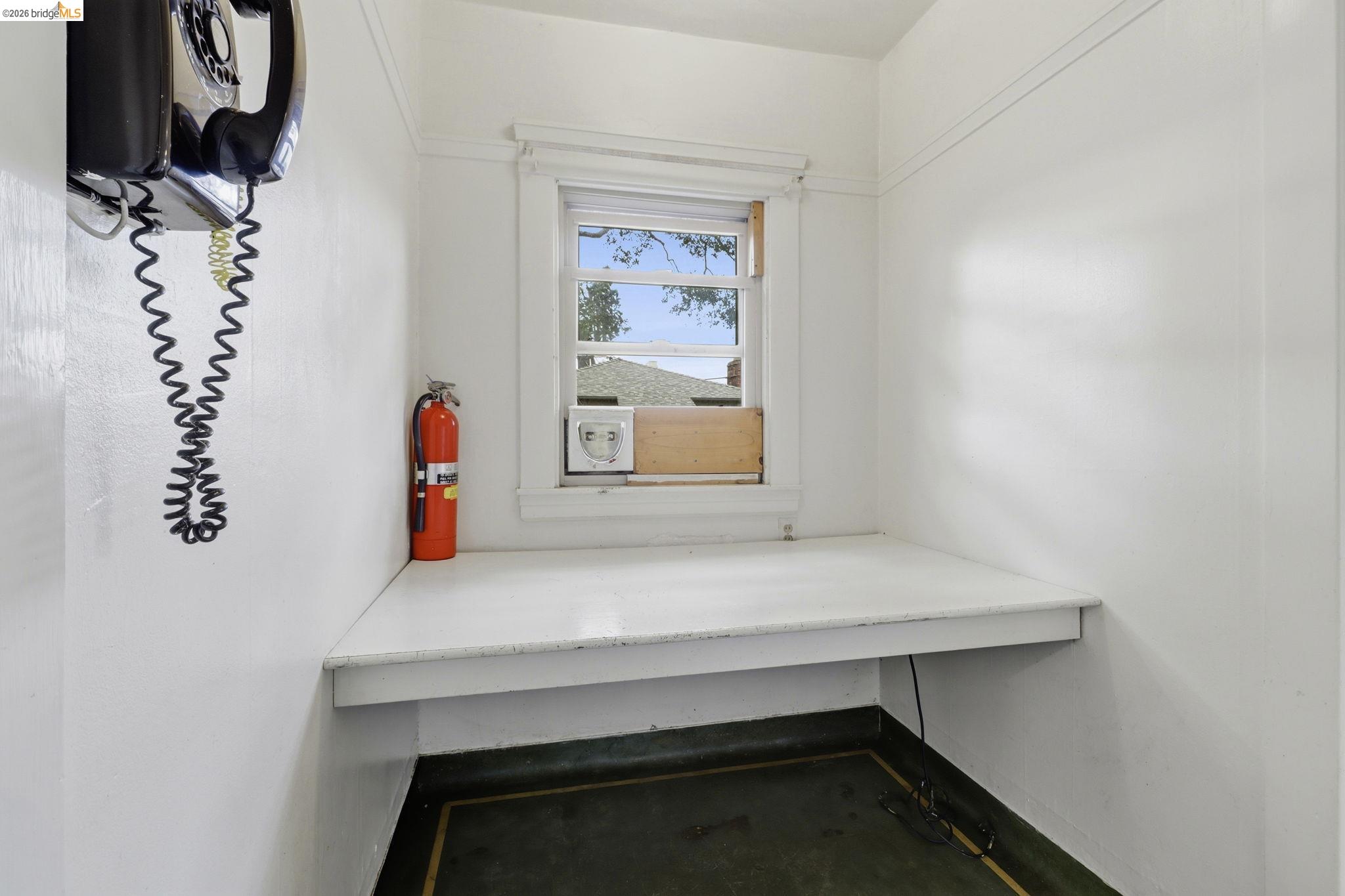 1529 Ada St