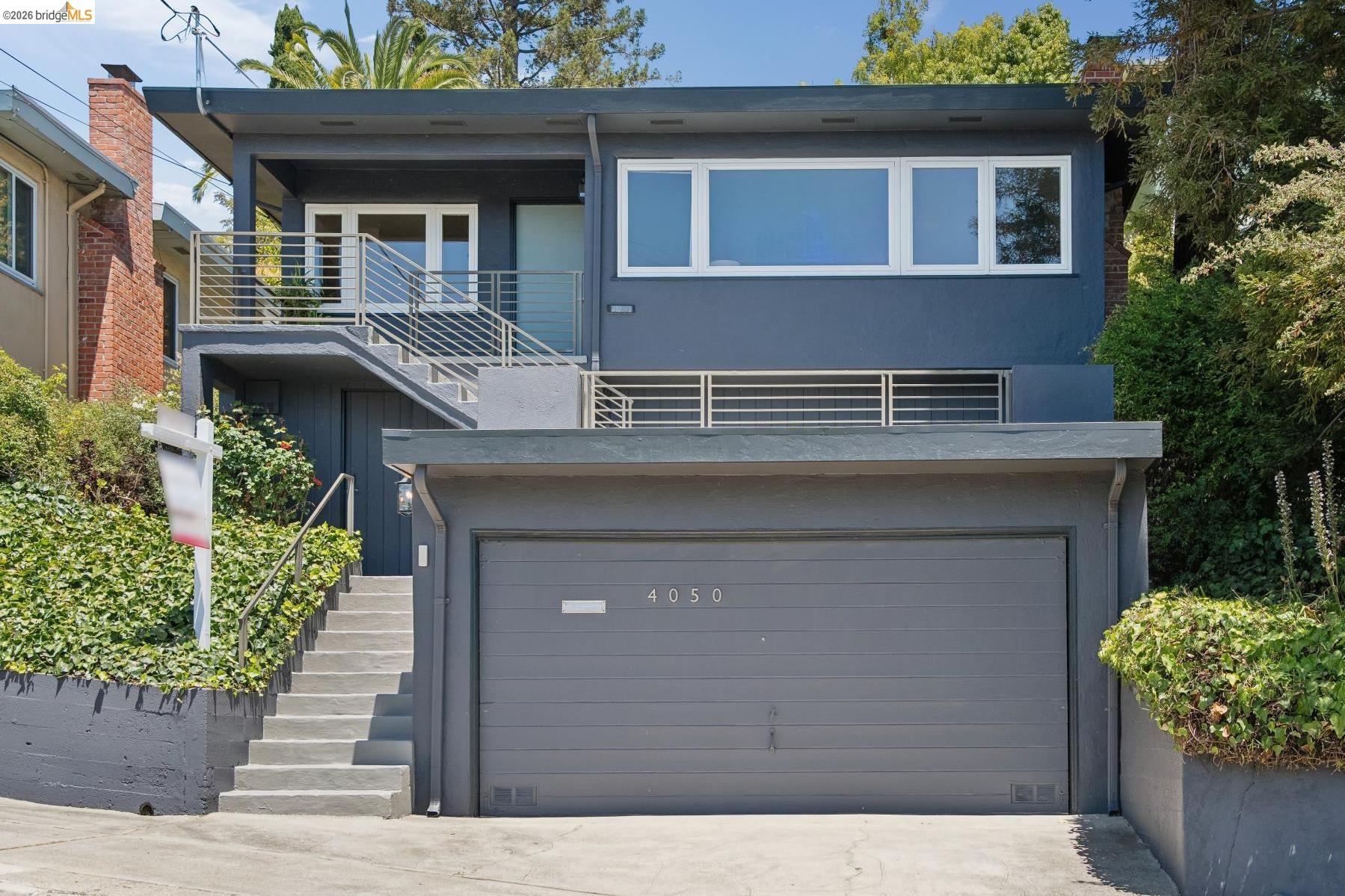 4050 Norton Ave