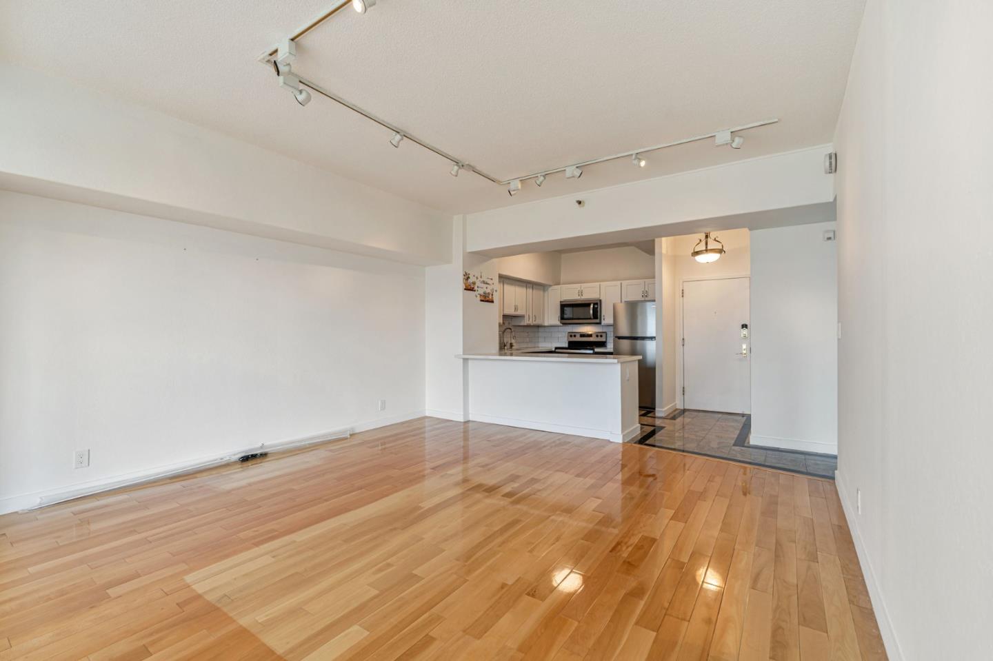 6363 Christie Avenue # 2122