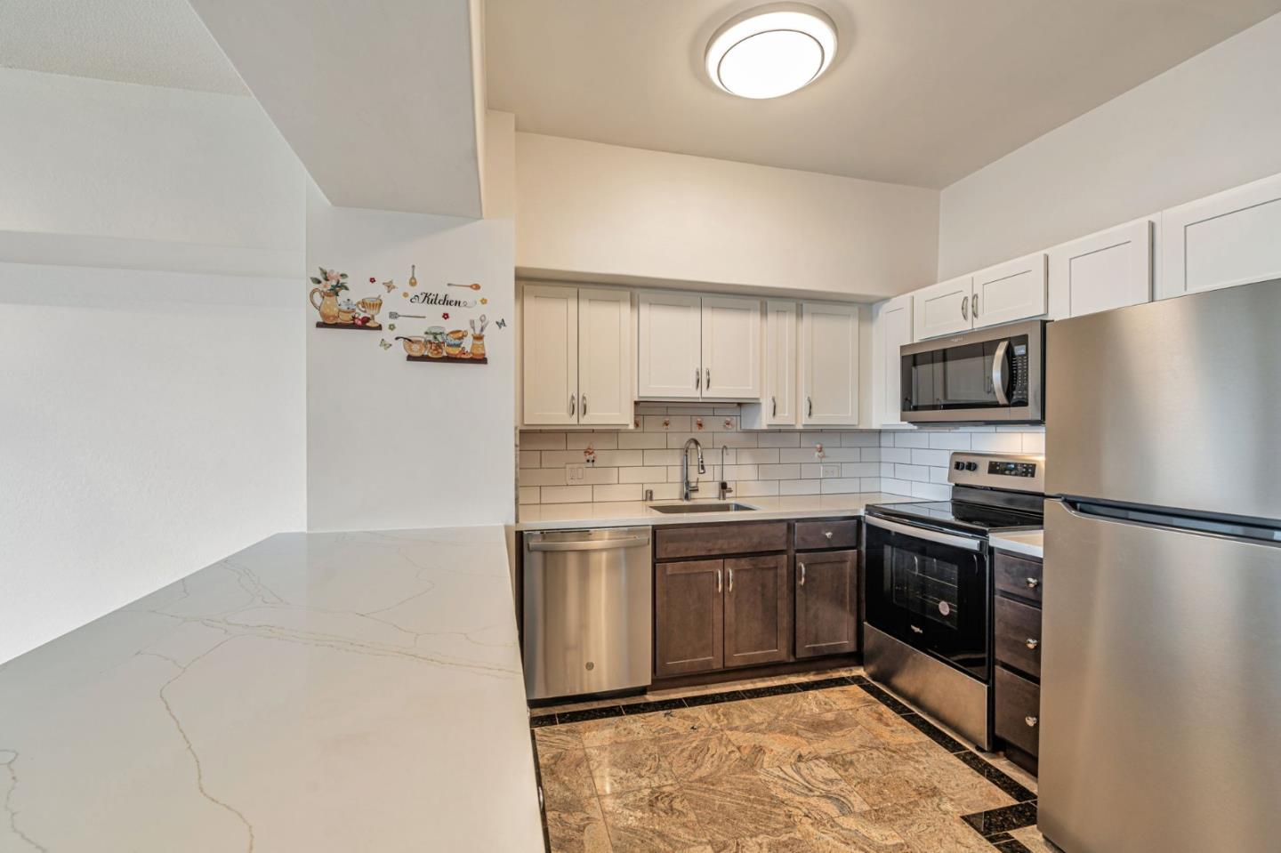 6363 Christie Avenue # 2122
