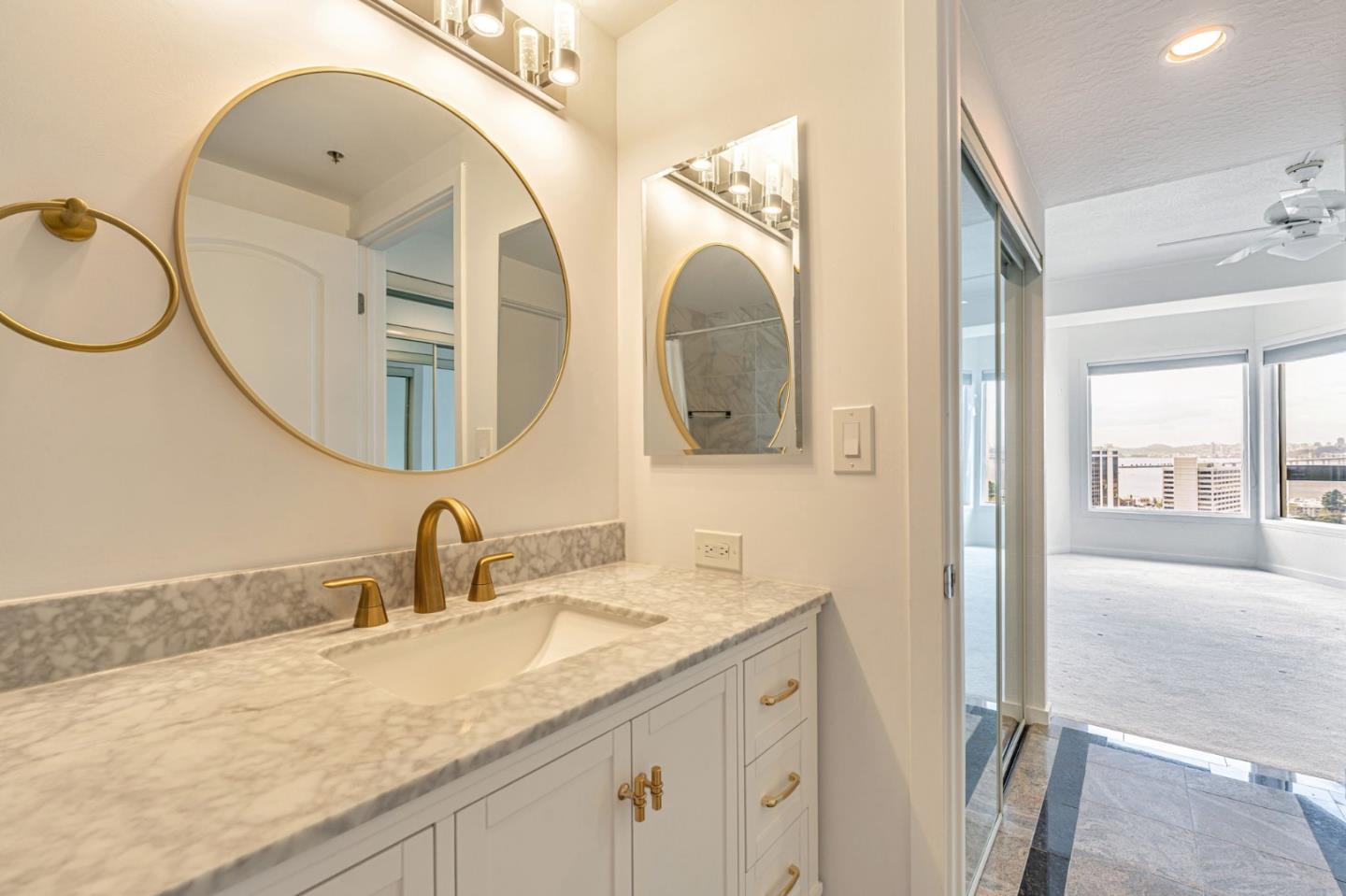 6363 Christie Avenue # 2122
