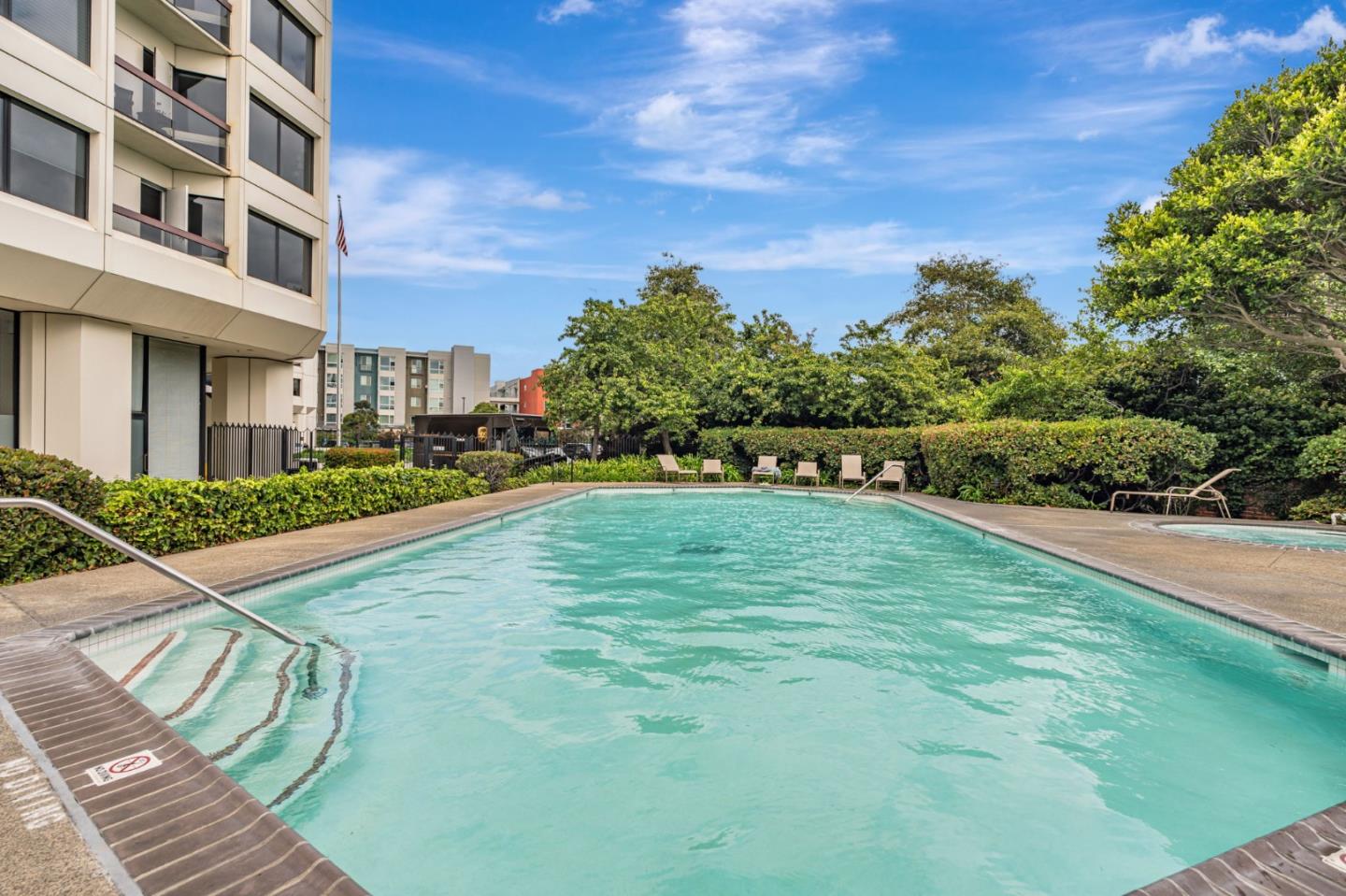 6363 Christie Avenue # 2122