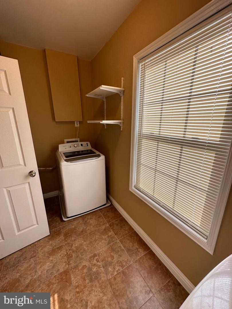 5045 C St SE #302