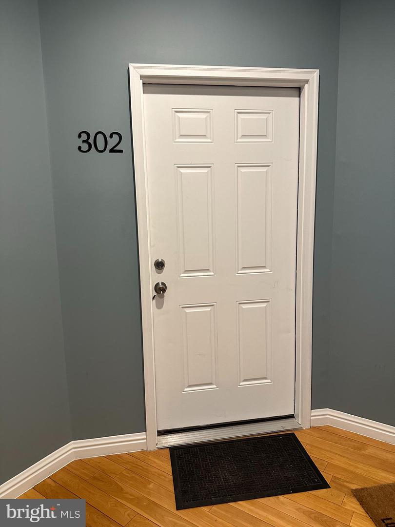 5045 C St SE #302