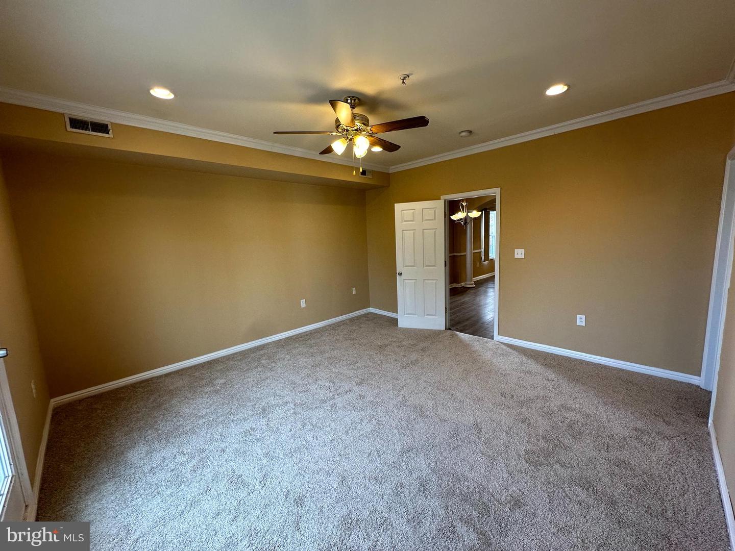 5045 C St SE #302