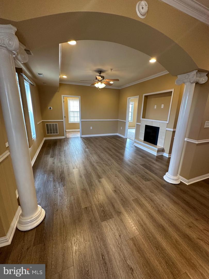 5045 C St SE #302