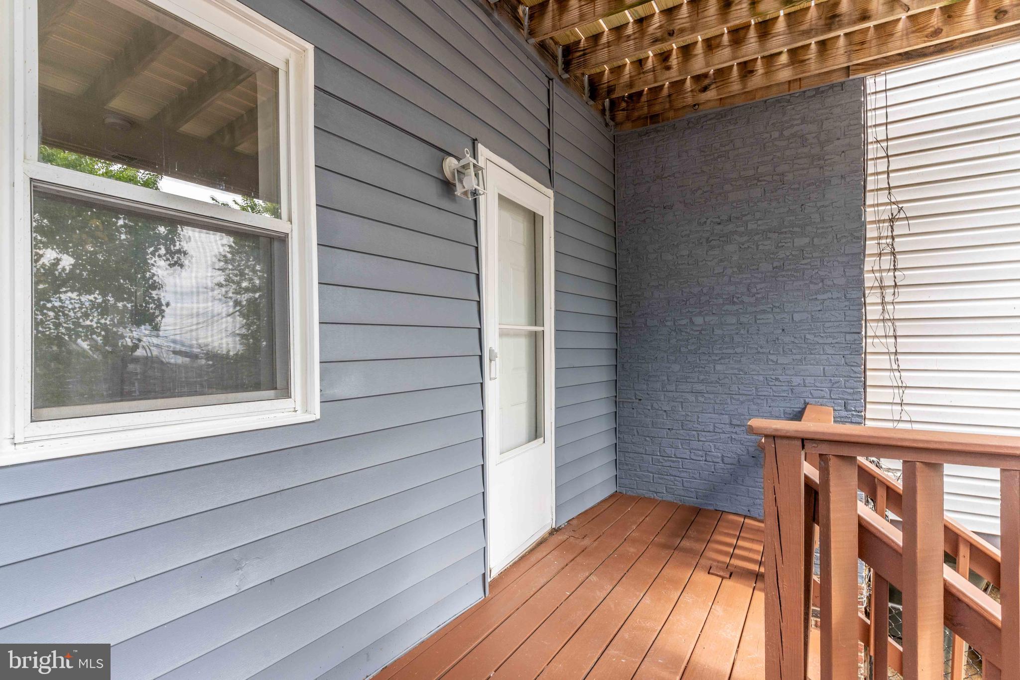 1333 Bryant St NE