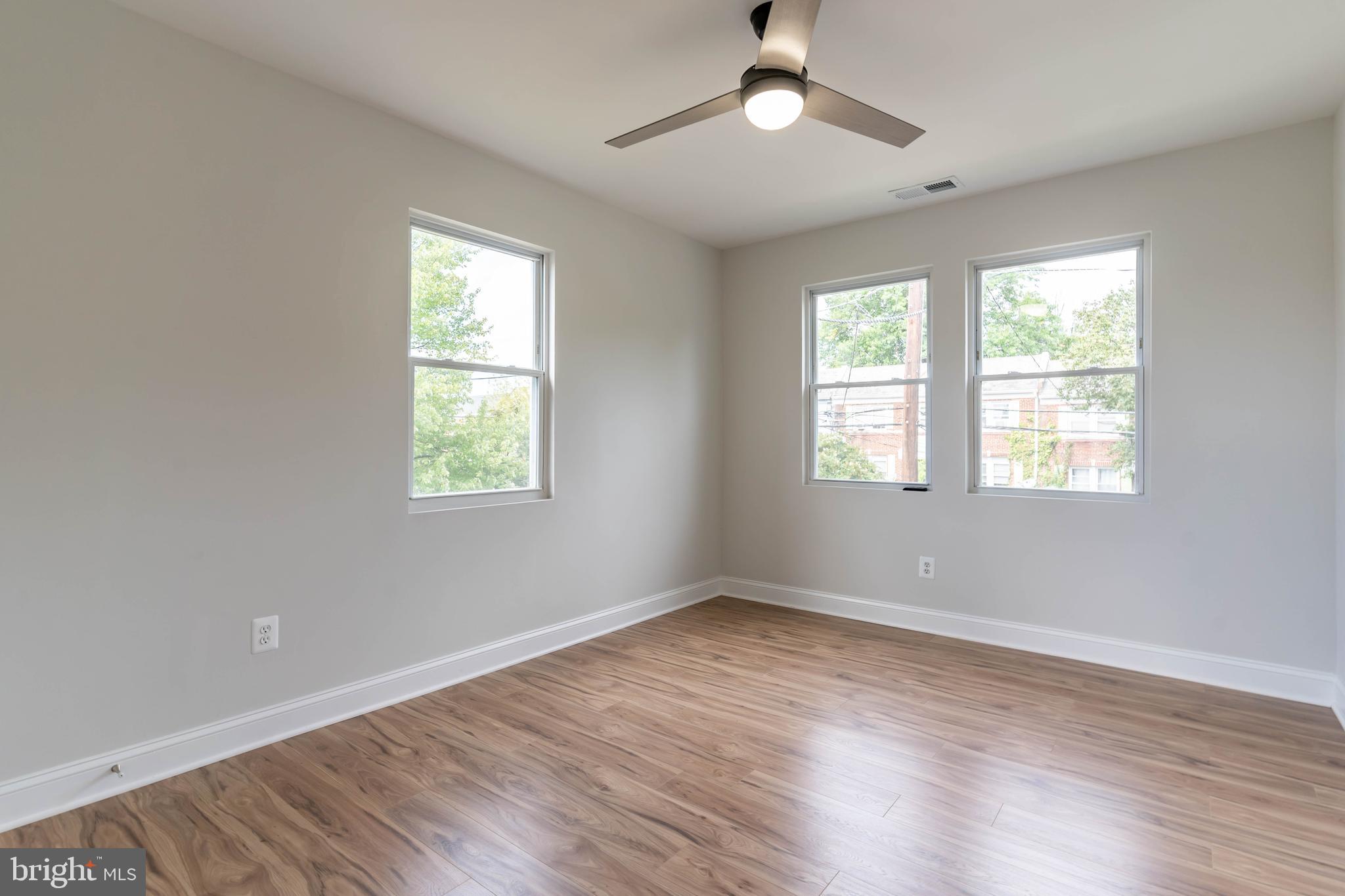 1333 Bryant St NE