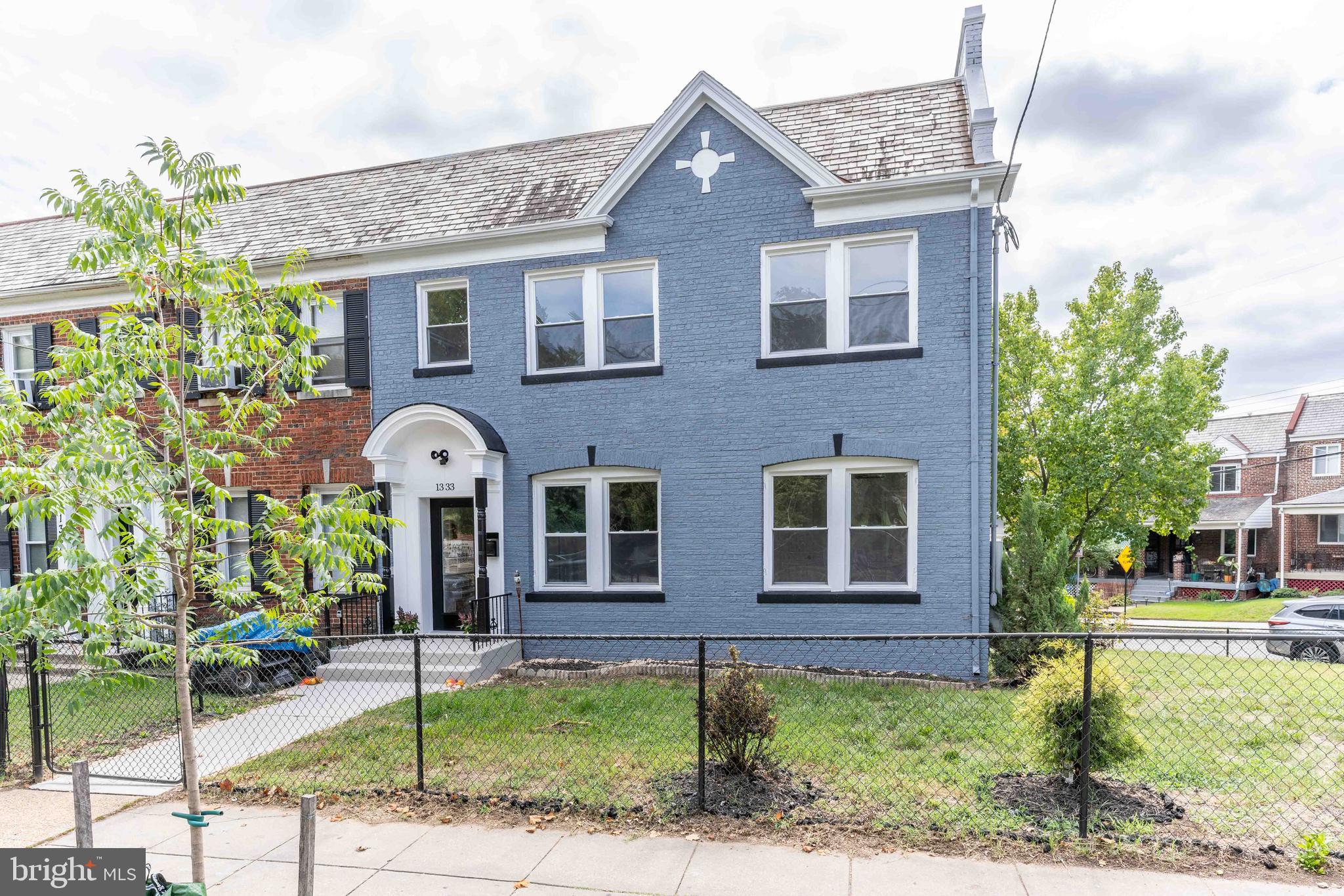 1333 Bryant St NE