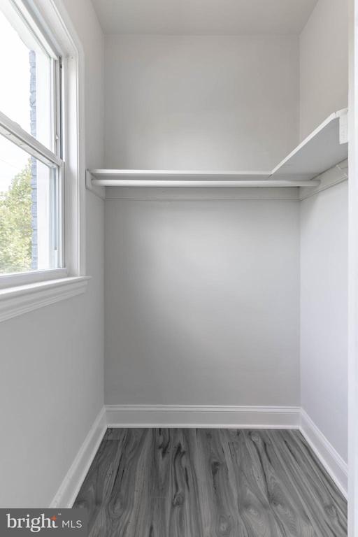 1333 Bryant St NE