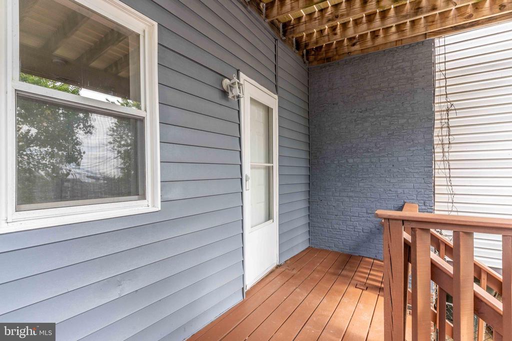 1333 Bryant St NE