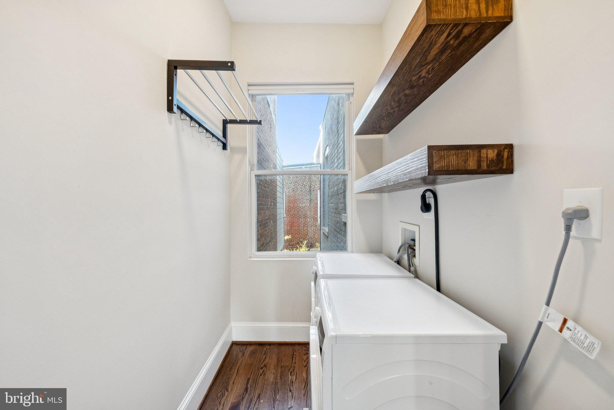 1842 NORTH CAPITOL STREET NW