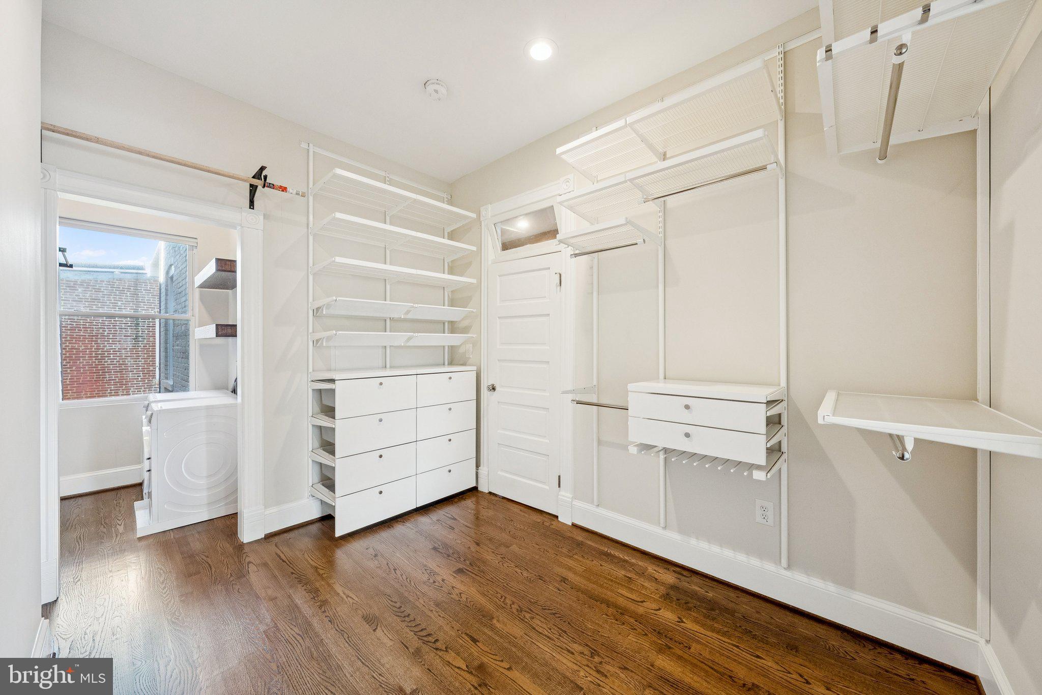 1842 NORTH CAPITOL STREET NW