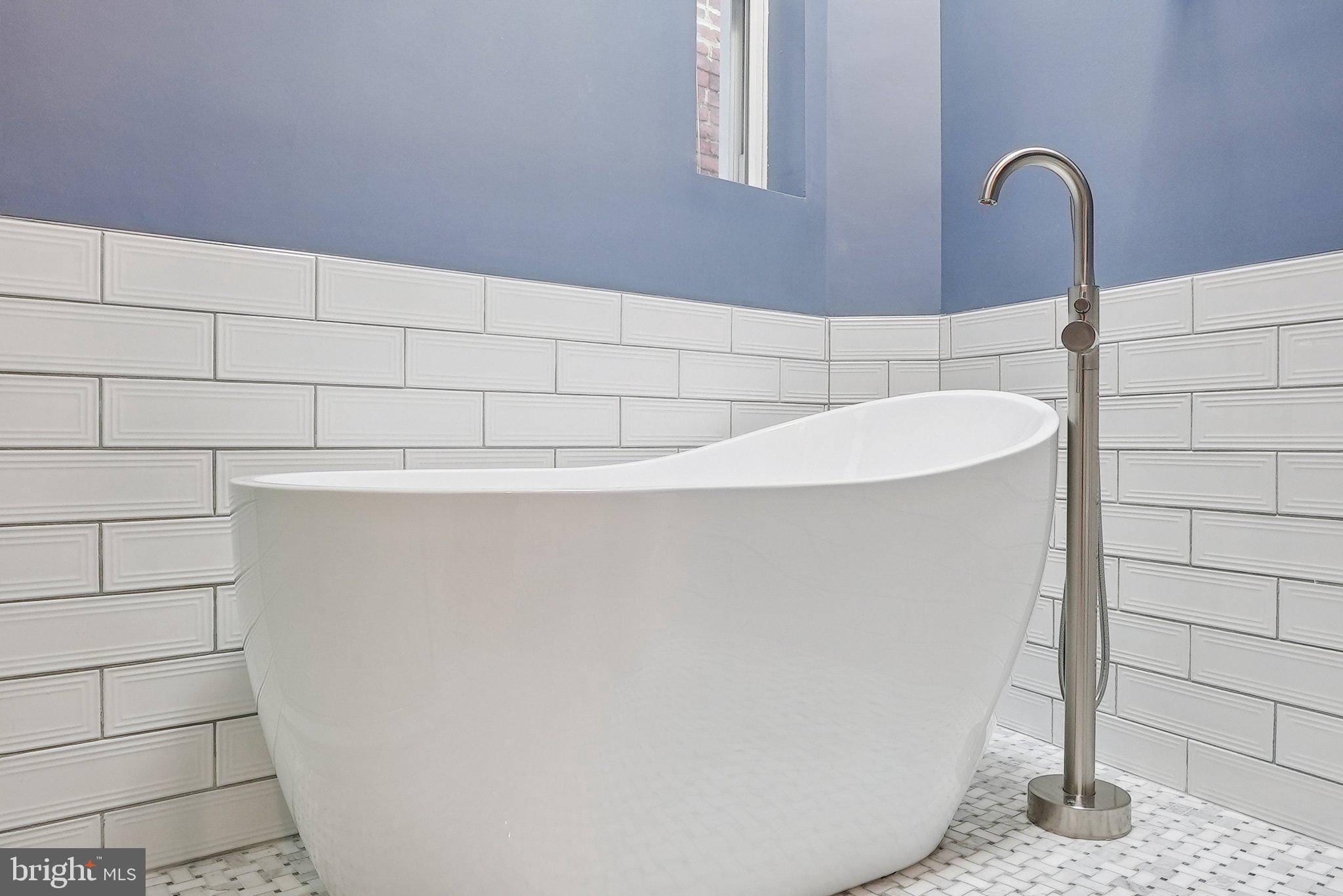 1842 NORTH CAPITOL STREET NW