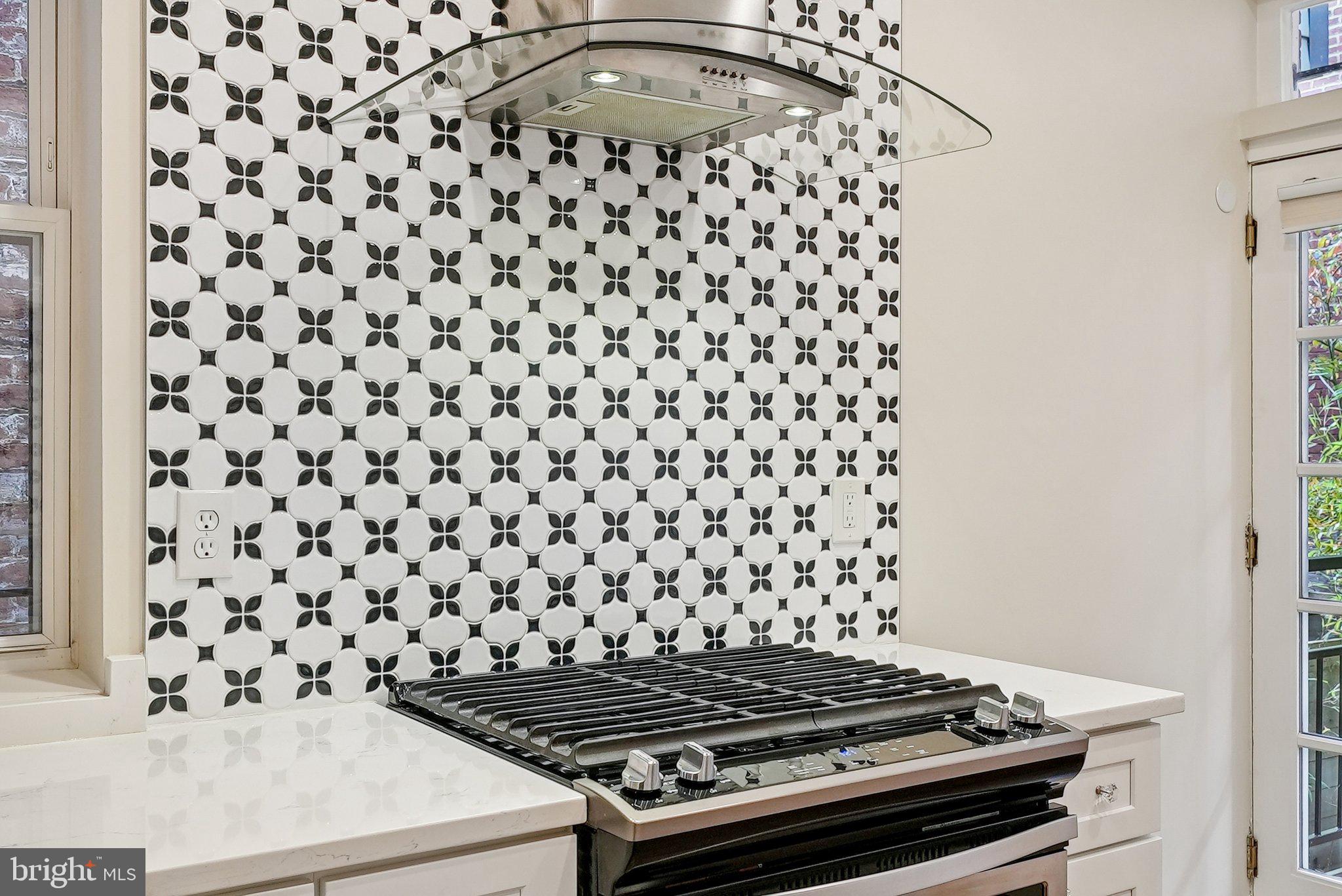 1842 NORTH CAPITOL STREET NW