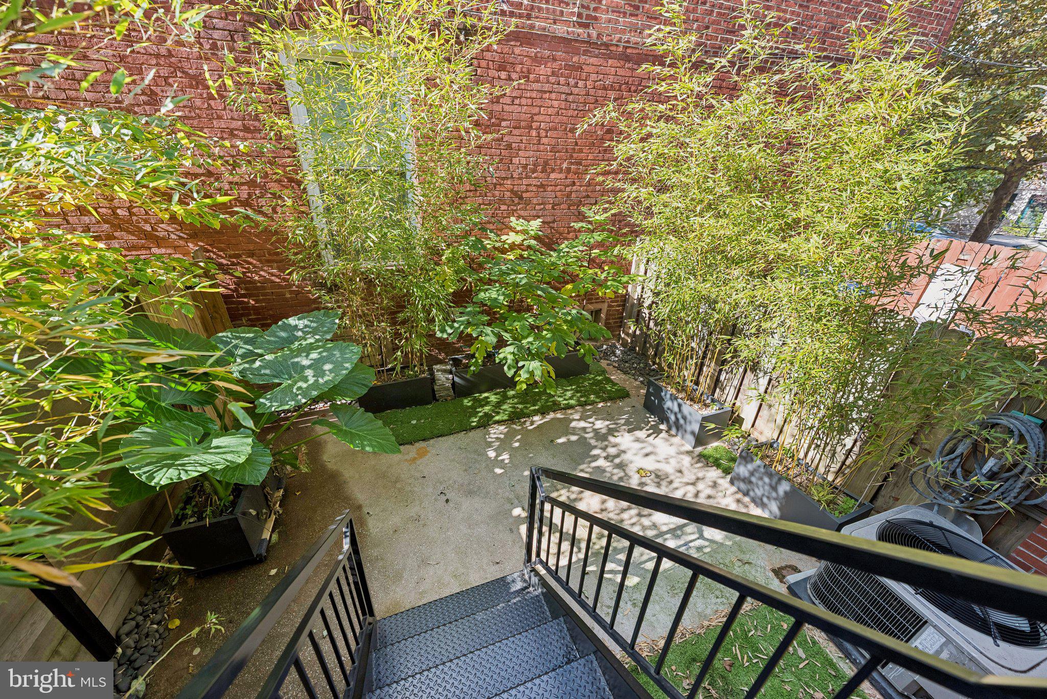 1842 NORTH CAPITOL STREET NW