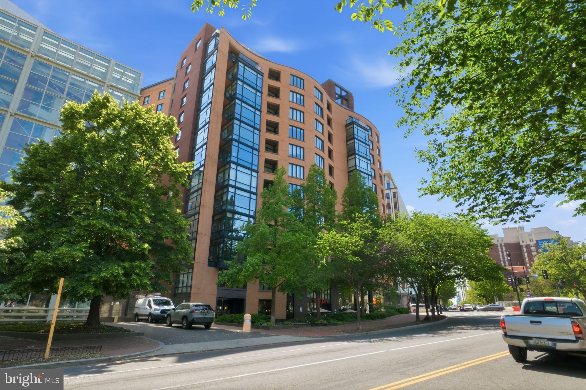 1010 MASSACHUSETTS AVENUE NW 812