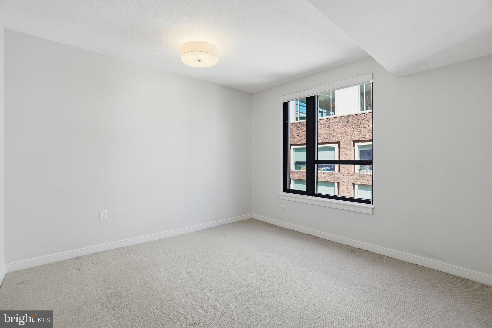 1010 MASSACHUSETTS AVENUE NW 812