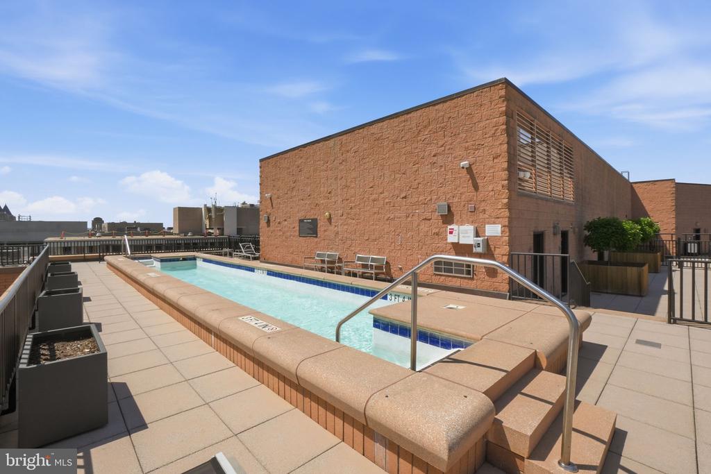 1010 MASSACHUSETTS AVENUE NW 812